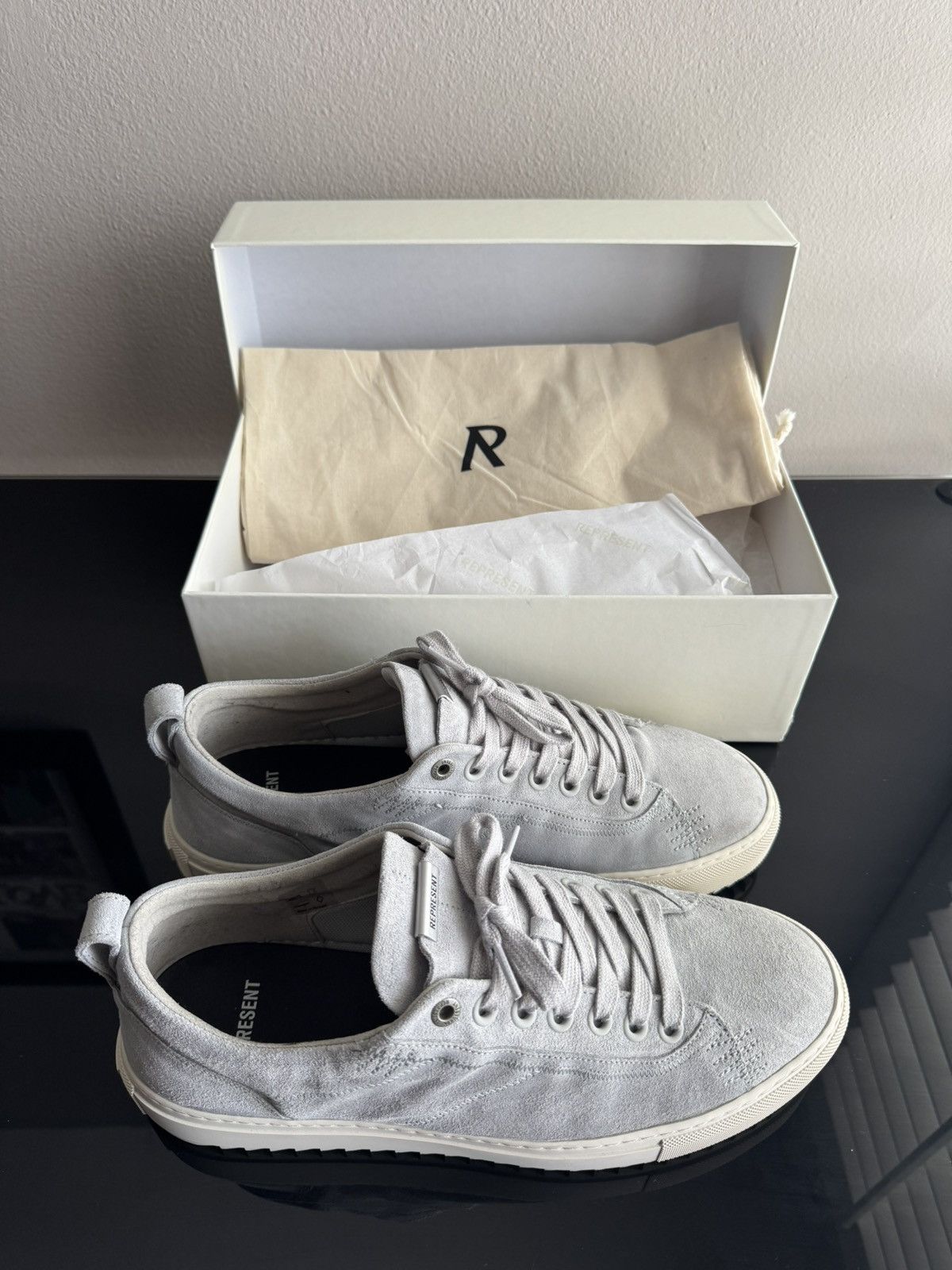 Represent Clo. Represent Clo Alpha 2.0 Light Grey Men Sneakers Size US 13 / EU 46 - 8 Thumbnail