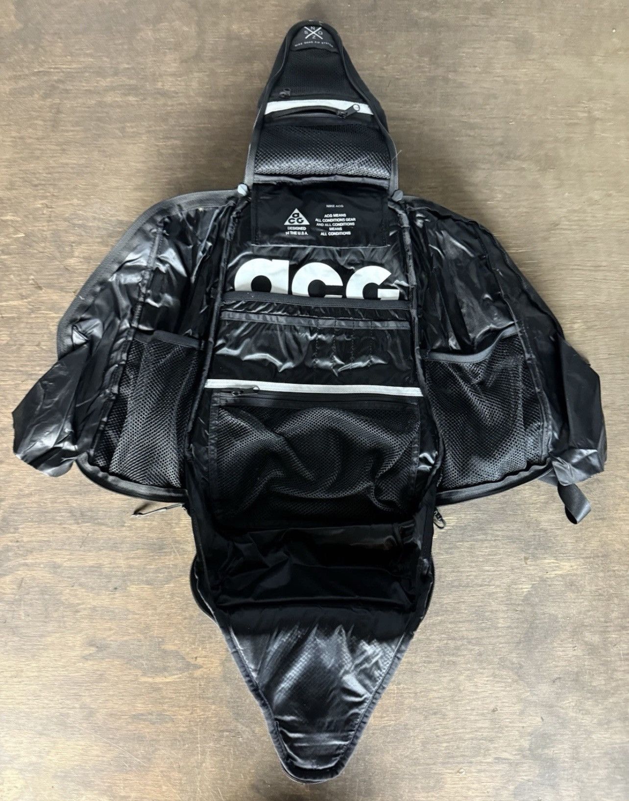 Errolson Hugh × Nike ACG Nikelab ACG Responder SAMPLE Size ONE SIZE - 8 Thumbnail