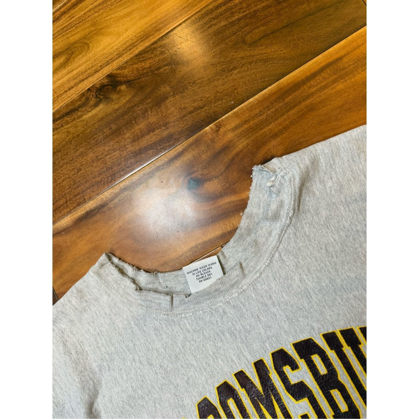 Vintage Size XXL - Vintage 1990s Distressed Bloomsburg University Sweatshirt Crewneck Size US XXL / EU 58 / 5 - 7 Thumbnail