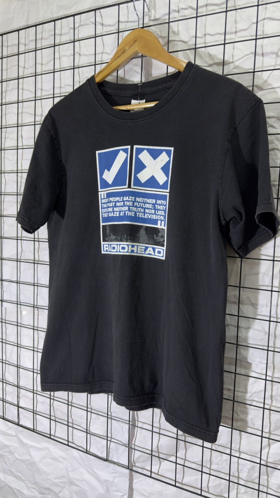 Band Tees Radiohead band tee shirt Size US M / EU 48-50 / 2 - 5 Thumbnail