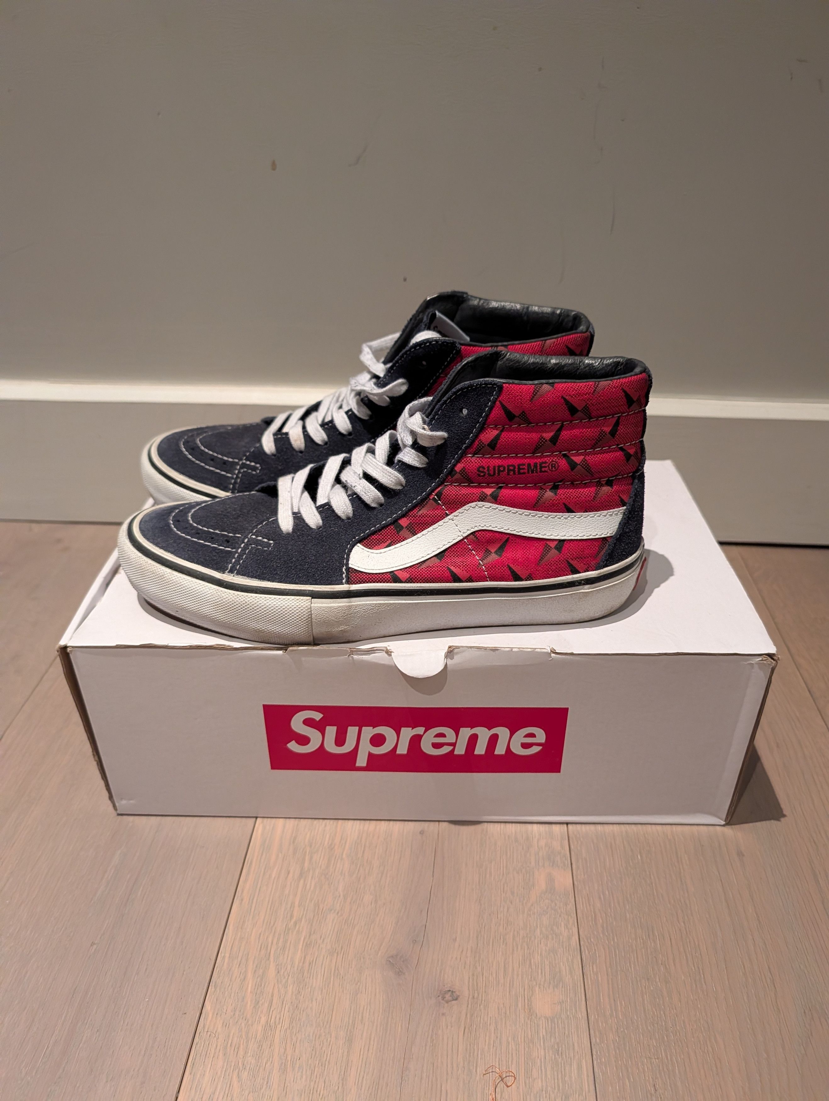 Supreme × Vans Supreme x Vans Sk8-Hi Pro Size US 8.5 / EU 41-42 - 1 Thumbnail
