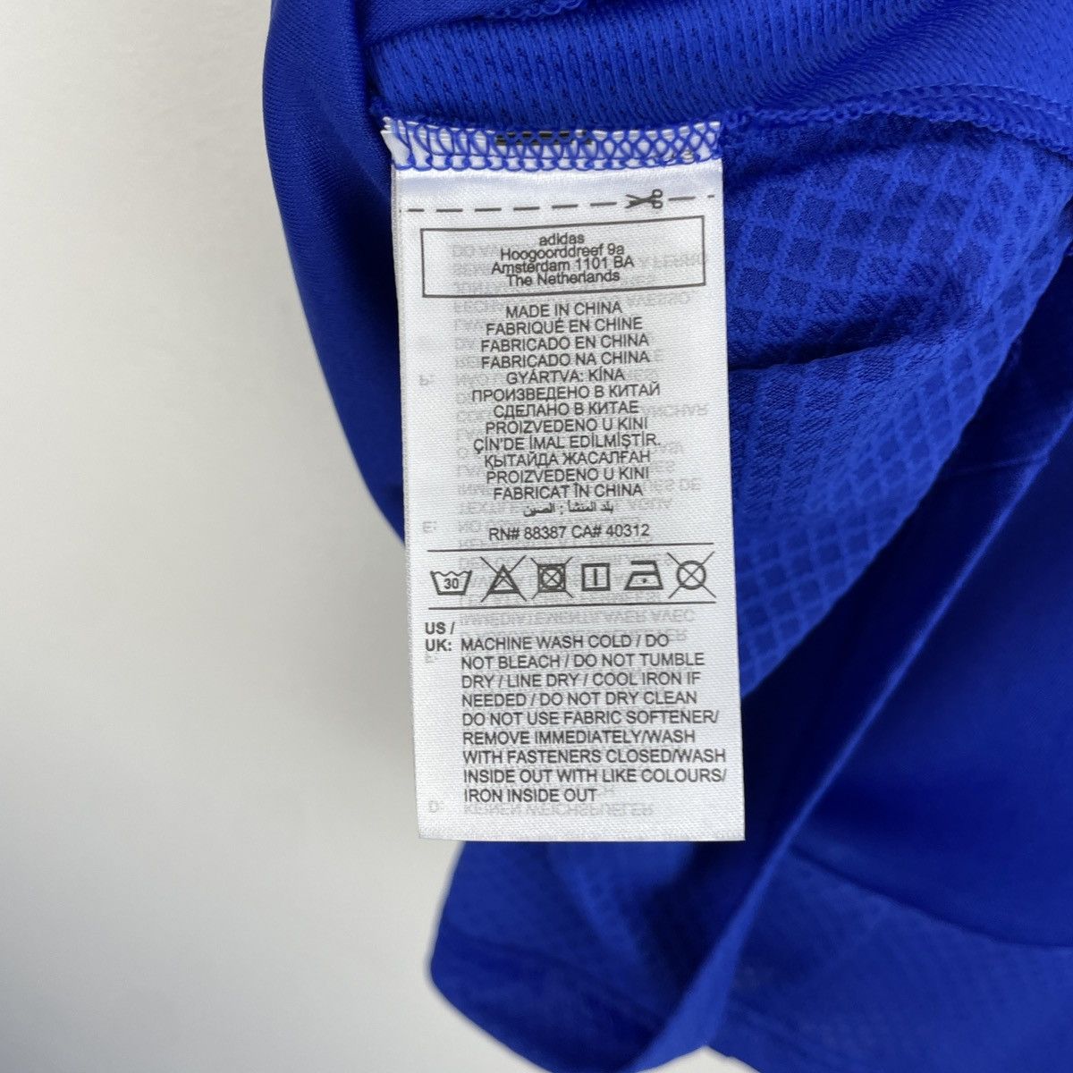 Adidas Schalke 04 Home Adidas Jersey Shirt 2024/2025 size XL Size US XL / EU 56 / 4 - 7 Thumbnail
