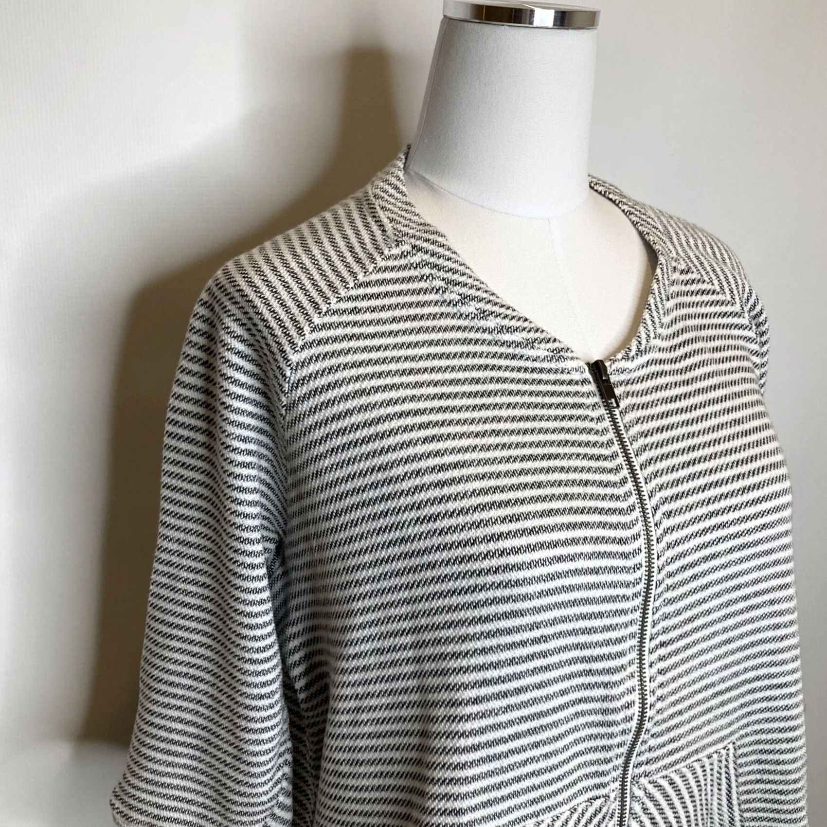 BB Dakota BB Dakota JACK Jacket Women's XS Striped Terry Knit Pockets Zip Mid-Length Black White, Knit, 100% Cotton, Casual Fashion, Jacket, Women, XS Size XS / US 0-2 / IT 36-38 - 2 Thumbnail