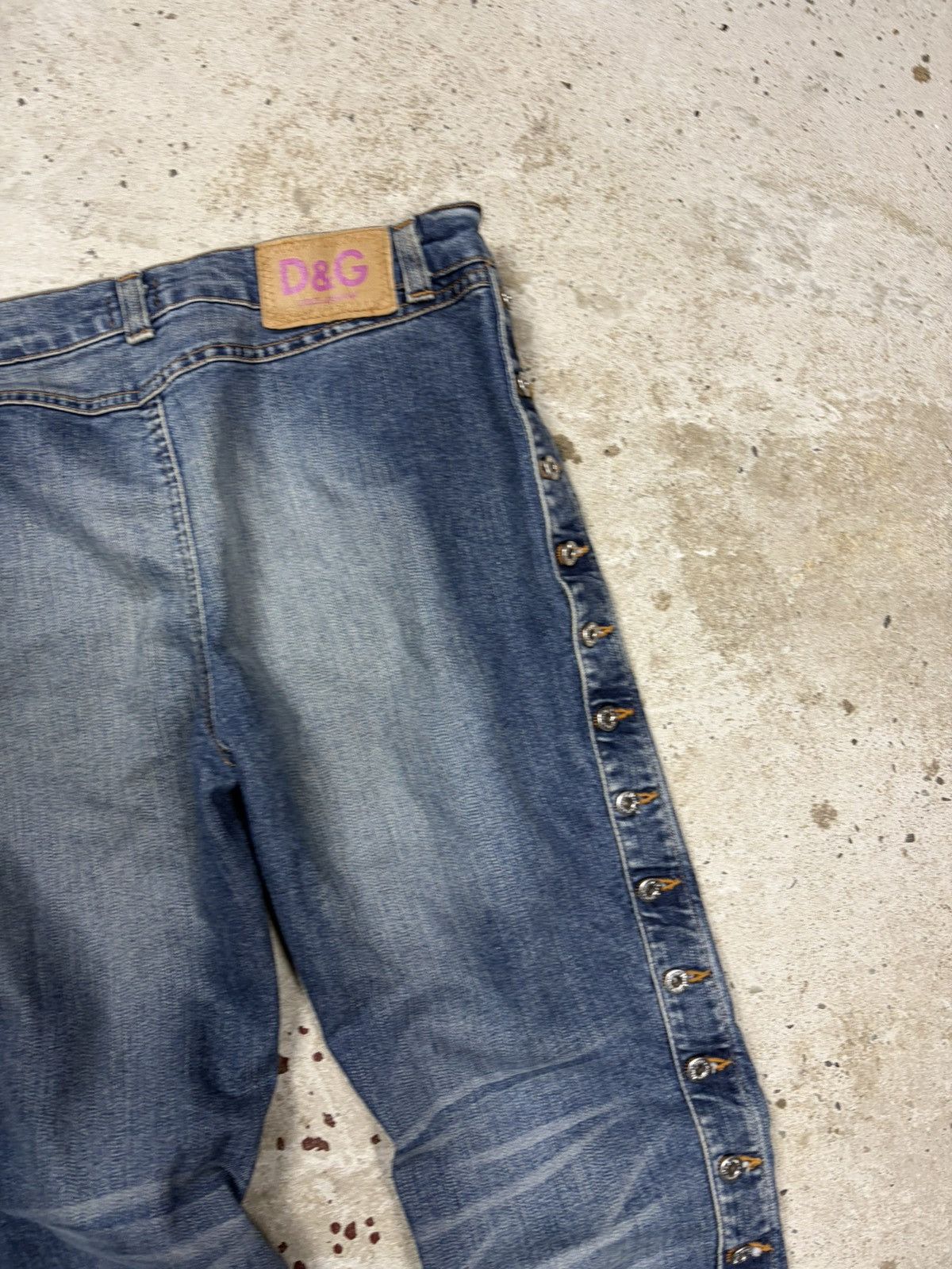 Dolce & Gabbana 2000s Dolce & Gabbana Low Rise Capri 3/4 Jeans Denim Pants Size 30" / US 8 / IT 44 - 16 Thumbnail
