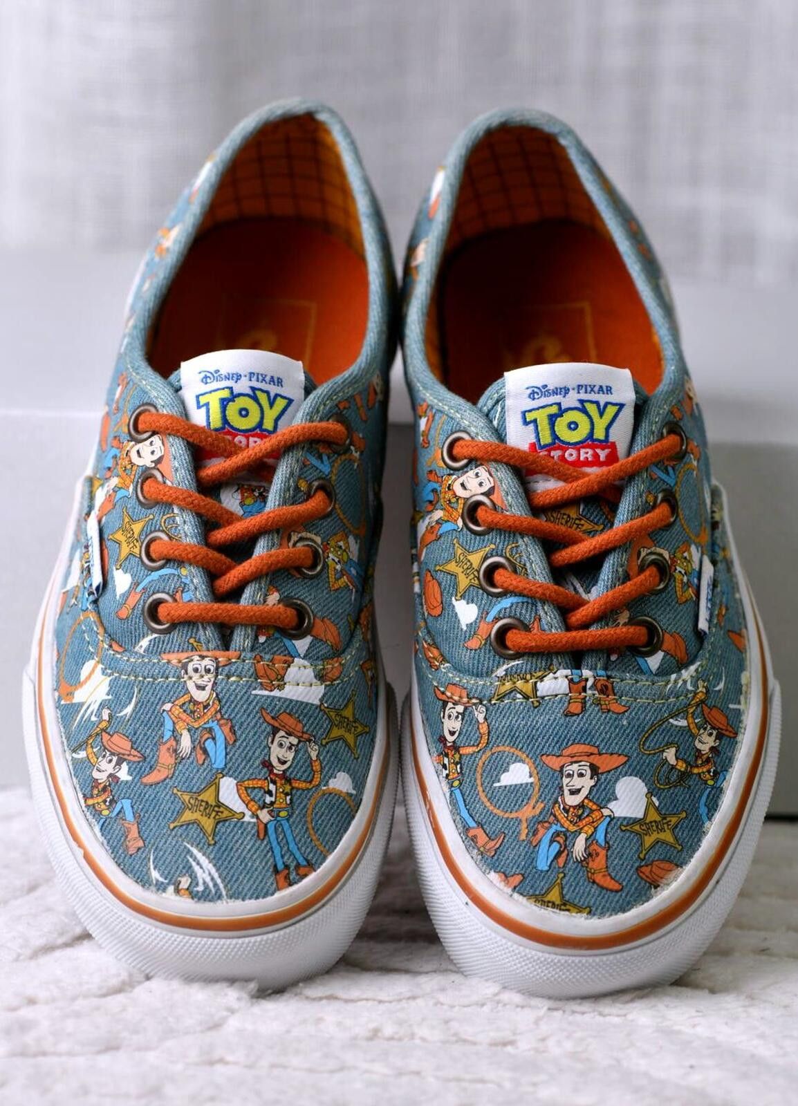 Vans Toy Story x Vans Authentic Pixar Toy Story Sheriff Woody Size US 5 / EU 37 - 1 Thumbnail