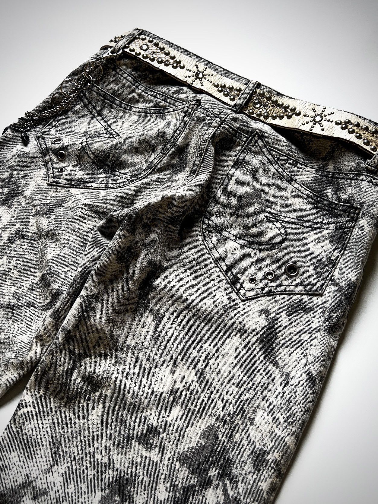 semanticdesign Semantic Design Snakeskin Print Bootcut Jeans Y2K J-Rock Size US 32 / EU 48 - 9 Thumbnail