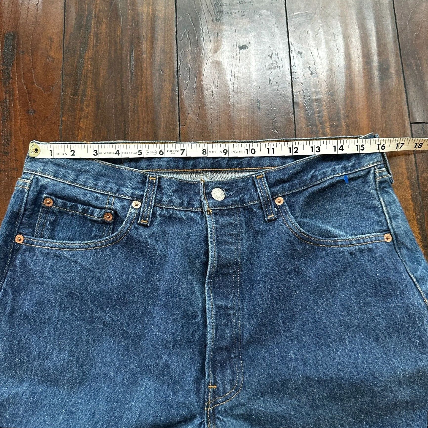 Levi's VINTAGE Levi's 501 Jeans Men's Straight Leg 90s Cotton Blue Mid Wash 34x32 Size US 34 / EU 50 - 7 Thumbnail