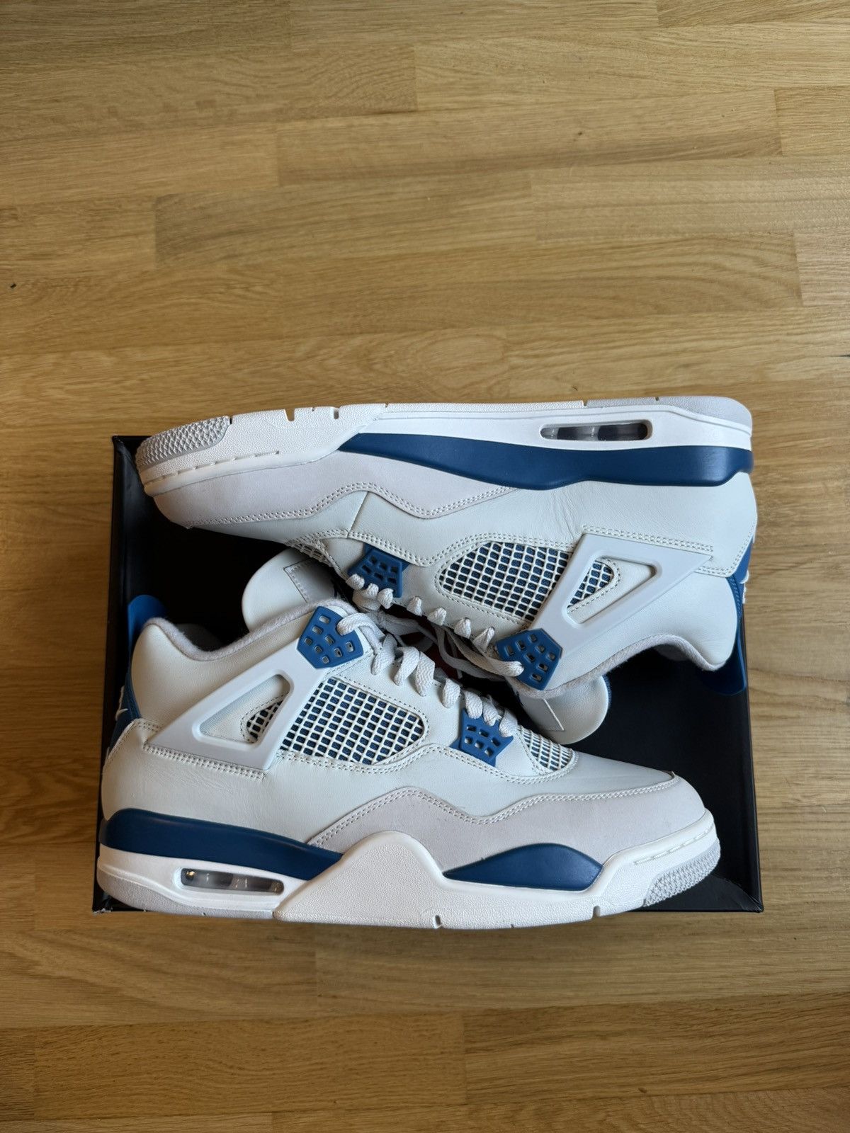 Jordan Brand Jordan 4 Military Blue 2024 Size US 12 / EU 45 - 1 Thumbnail
