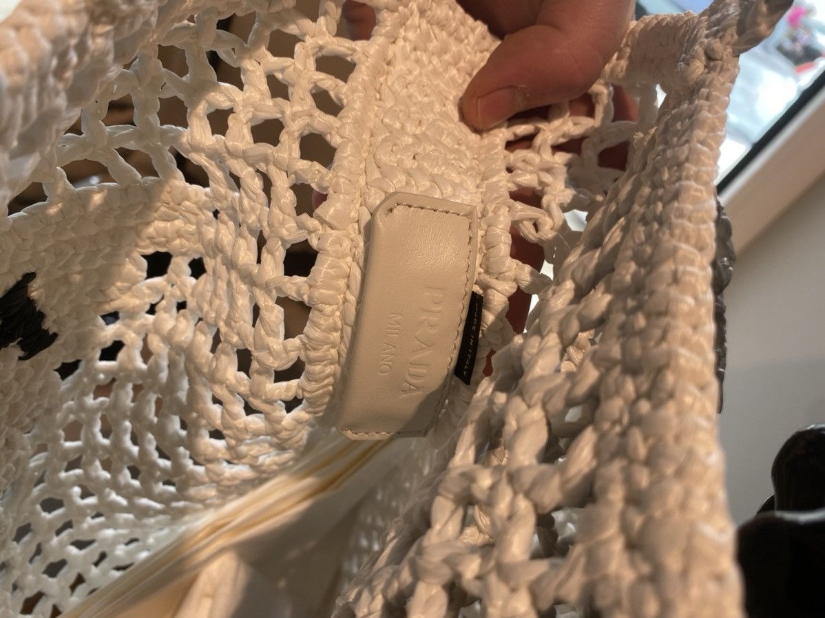 Prada BNWT Prada Natural Crochet Tote Bag Size ONE SIZE - 6 Thumbnail