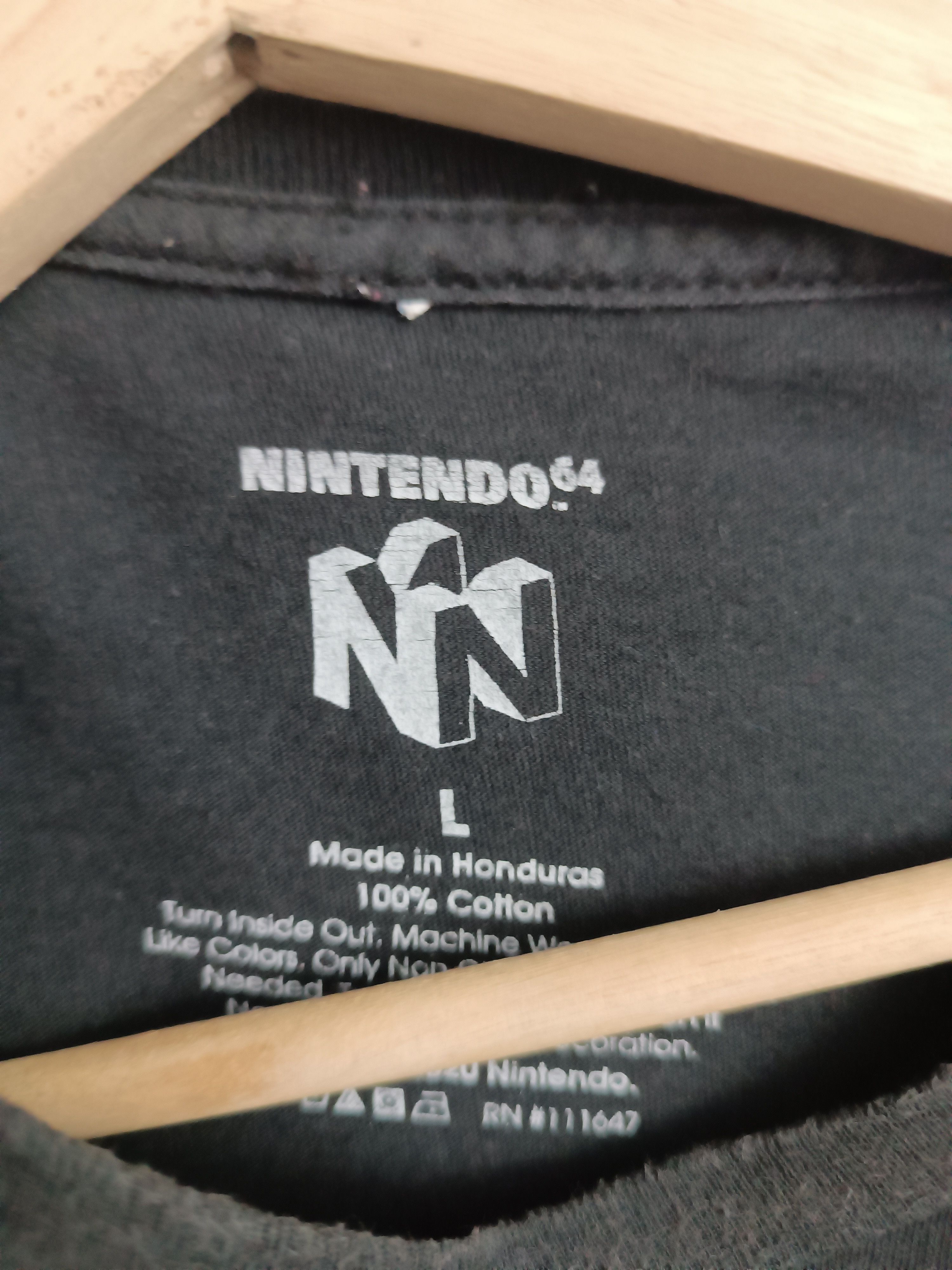 Nintendo VINTAGE NINTENDO64 BOG LOGO TEE games ps5 gameboy Size US L / EU 52-54 / 3 - 8 Thumbnail