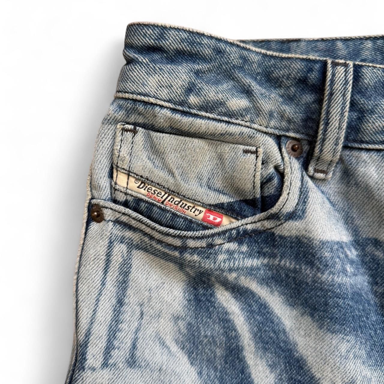 Diesel DIESEL laser-print straight-leg blue jeans Size US 27 - 3 Thumbnail