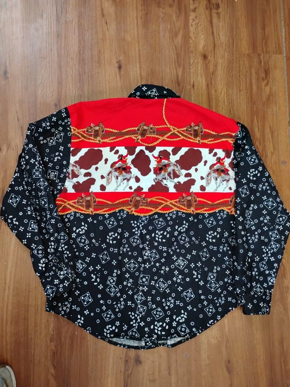 Other Vintage Roughrider Circle T Cowboy Horse Bandana Shirt Size US L / EU 52-54 / 3 - 6 Thumbnail