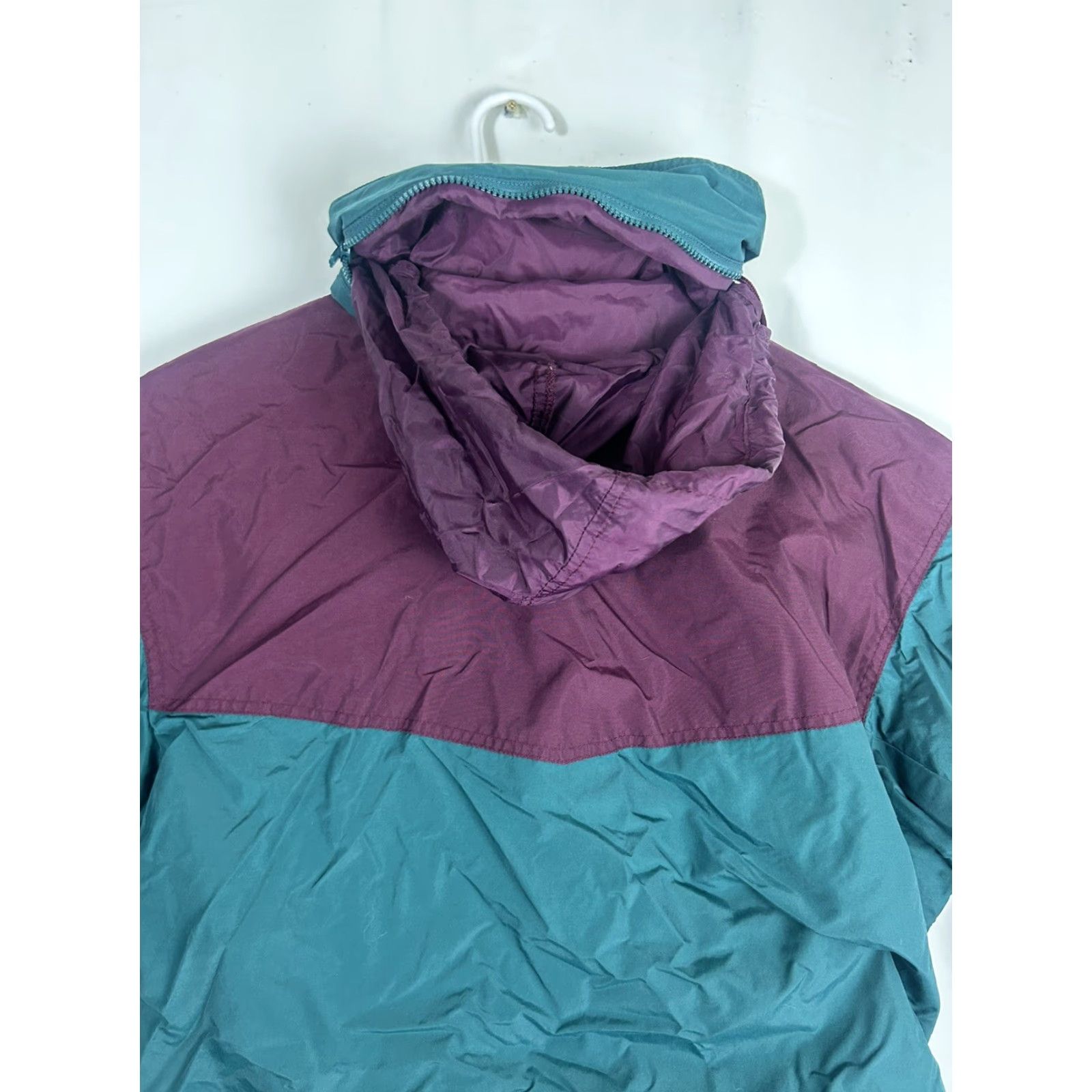 Vintage VINTAGE Columbia Jacket Women L Green Full Zip Hood Burgundy Long Sleeve | Basic Jacket Size L / US 10 / IT 46 - 7 Thumbnail
