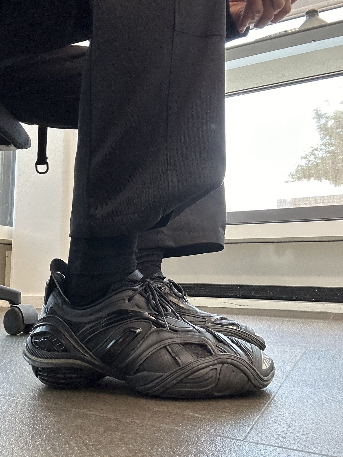 43 最終価格　balenciaga tyrex