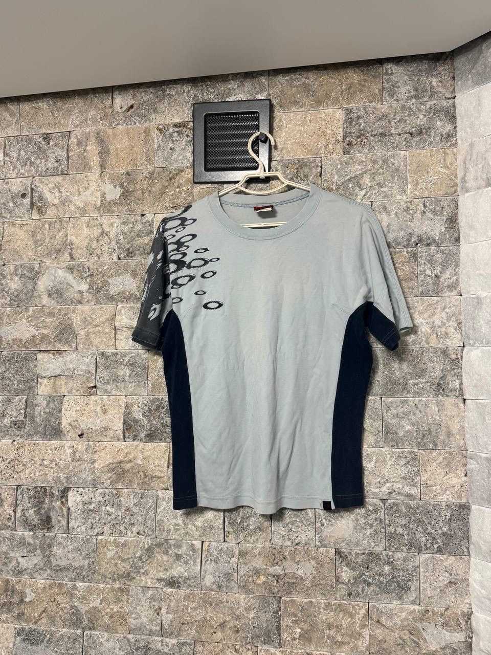 Oakley Y2K 90s Oakley Inspired Graphic T Shirt Size US S / EU 44-46 / 1 - 1 Thumbnail
