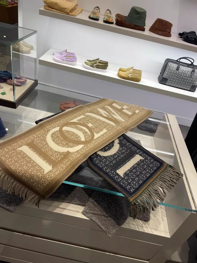 Loewe LOEWE size30*180cm Wool and cashmere scarves Size ONE SIZE - 4 Thumbnail