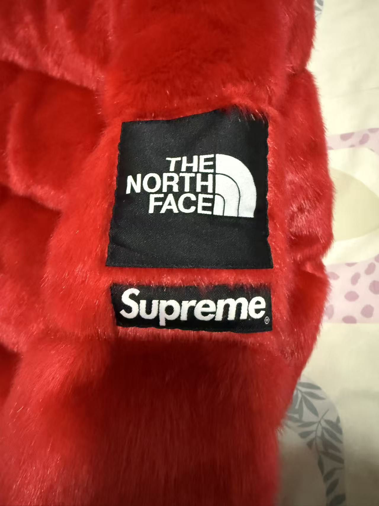 Supreme × The North Face Supreme tnf north face Faux Fur nuptse jacket Size US L / EU 52-54 / 3 - 4 Thumbnail