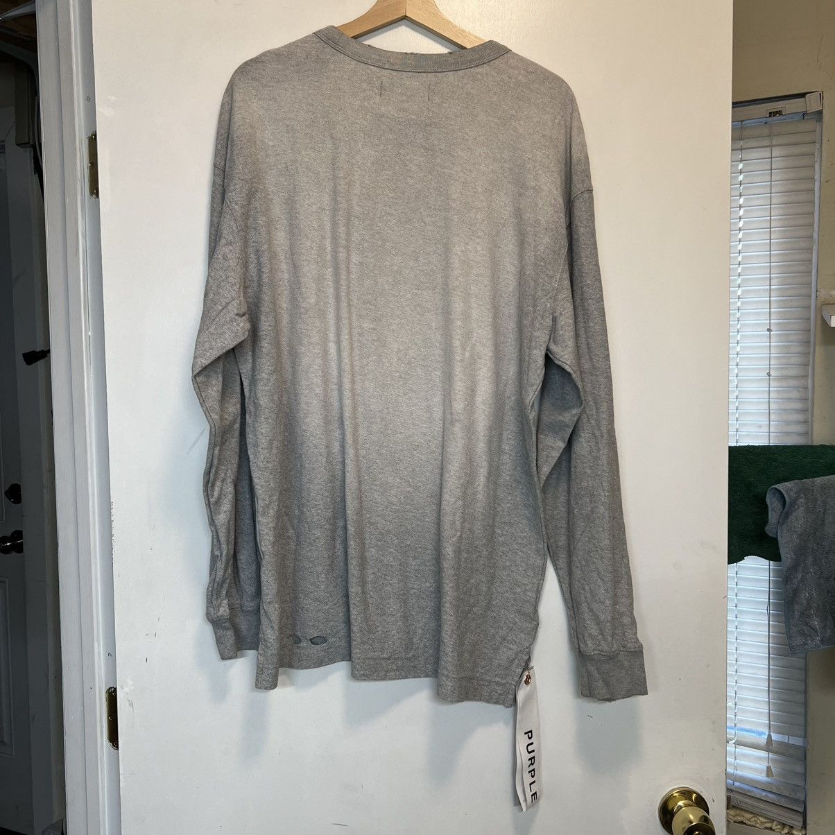 Purple Brand Purple Brand Distressed Logo Long sleeve Grey Size US XL / EU 56 / 4 - 2 Thumbnail