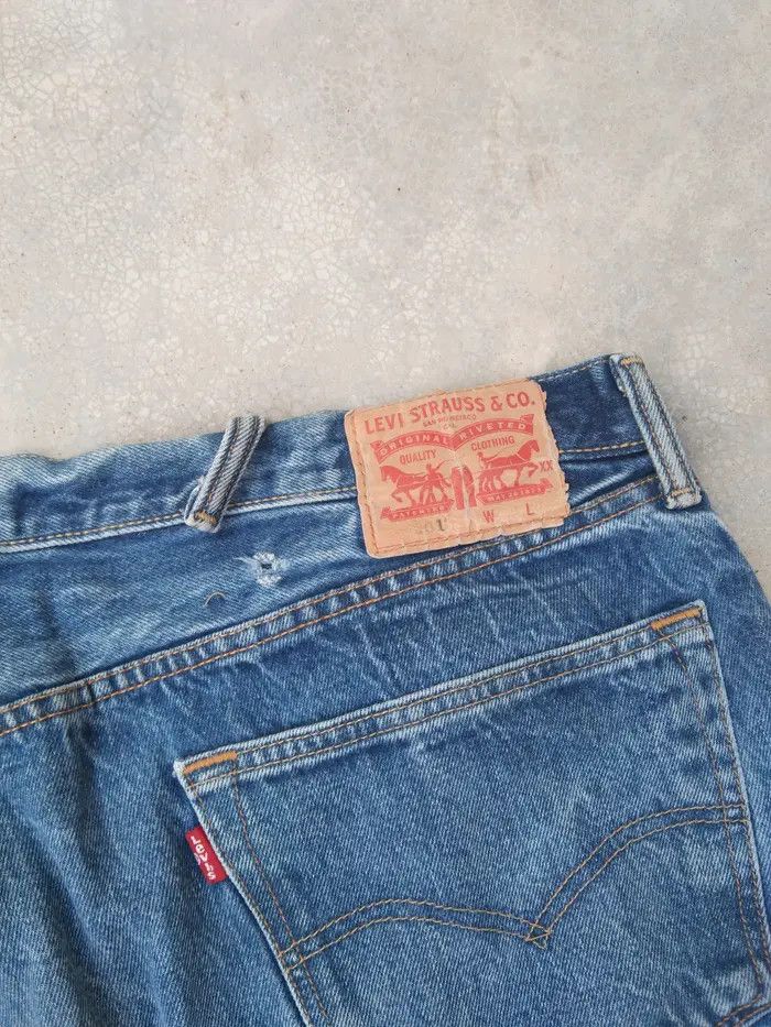 Levi's Vintage Levi's 501 Jeans 48x31 Size US 44 / EU 60 - 3 Thumbnail