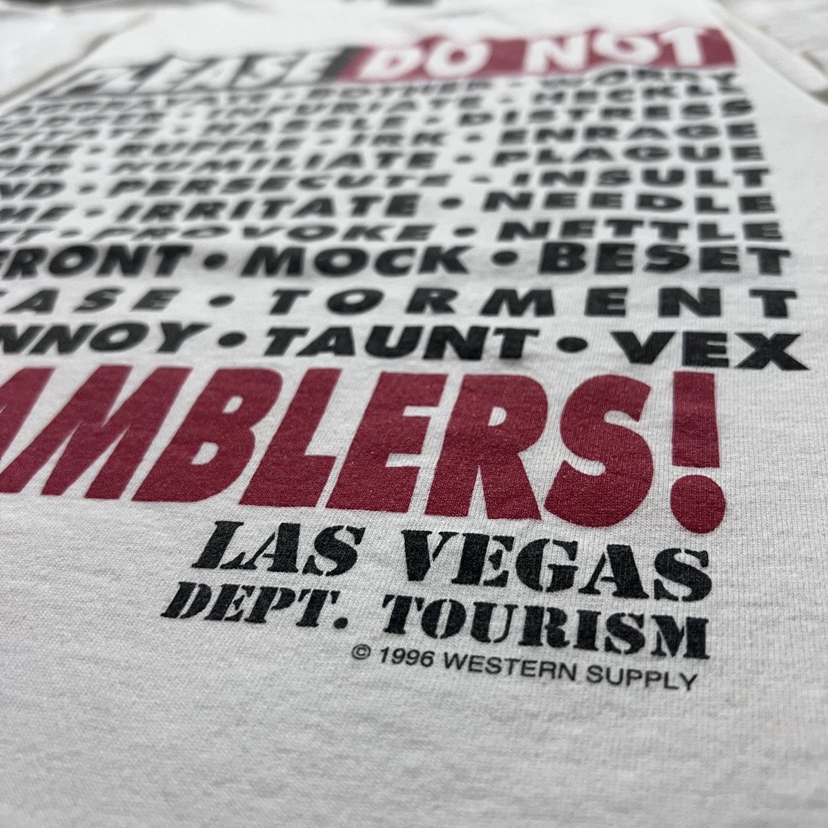 Vintage Vintage 90s PLEASE DO NOT The Gamblers Quote Promo Tee L Size US L / EU 52-54 / 3 - 3 Thumbnail