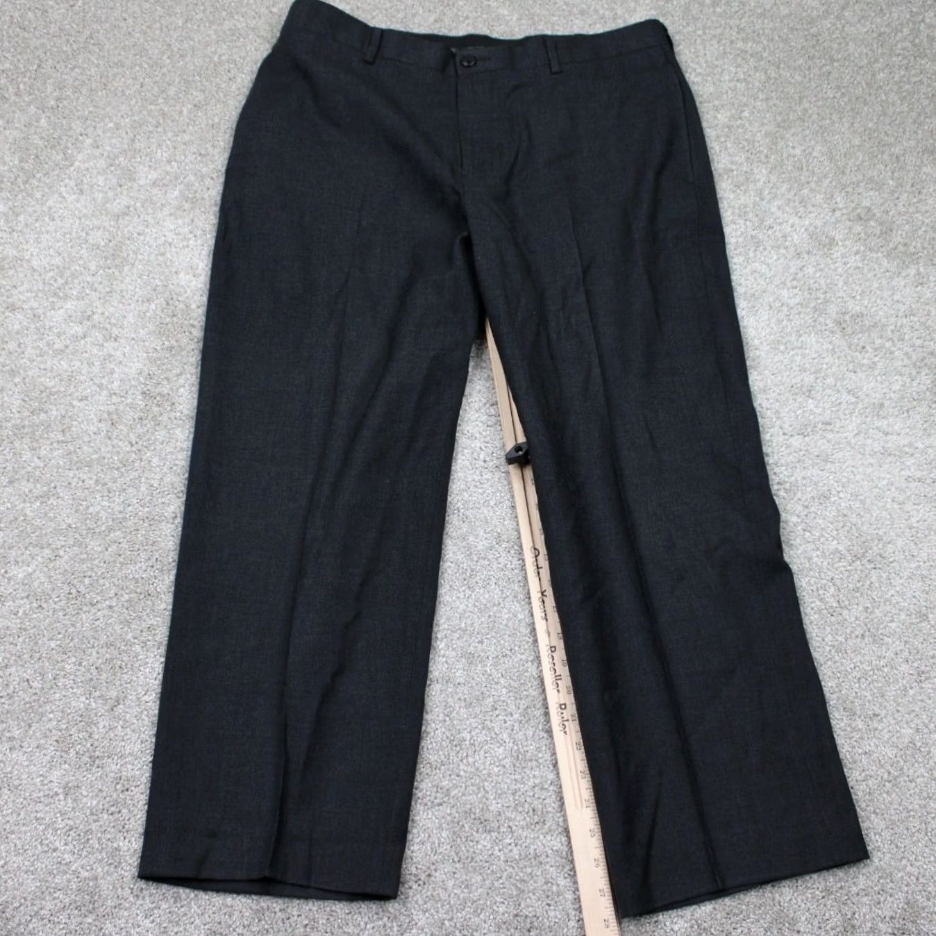 Vintage L.L. Bean Dress Pants Mens 36 Gray 100% Wool Classic Fit Straight Leg 28" inseam Size US 36 / EU 52 - 3 Thumbnail