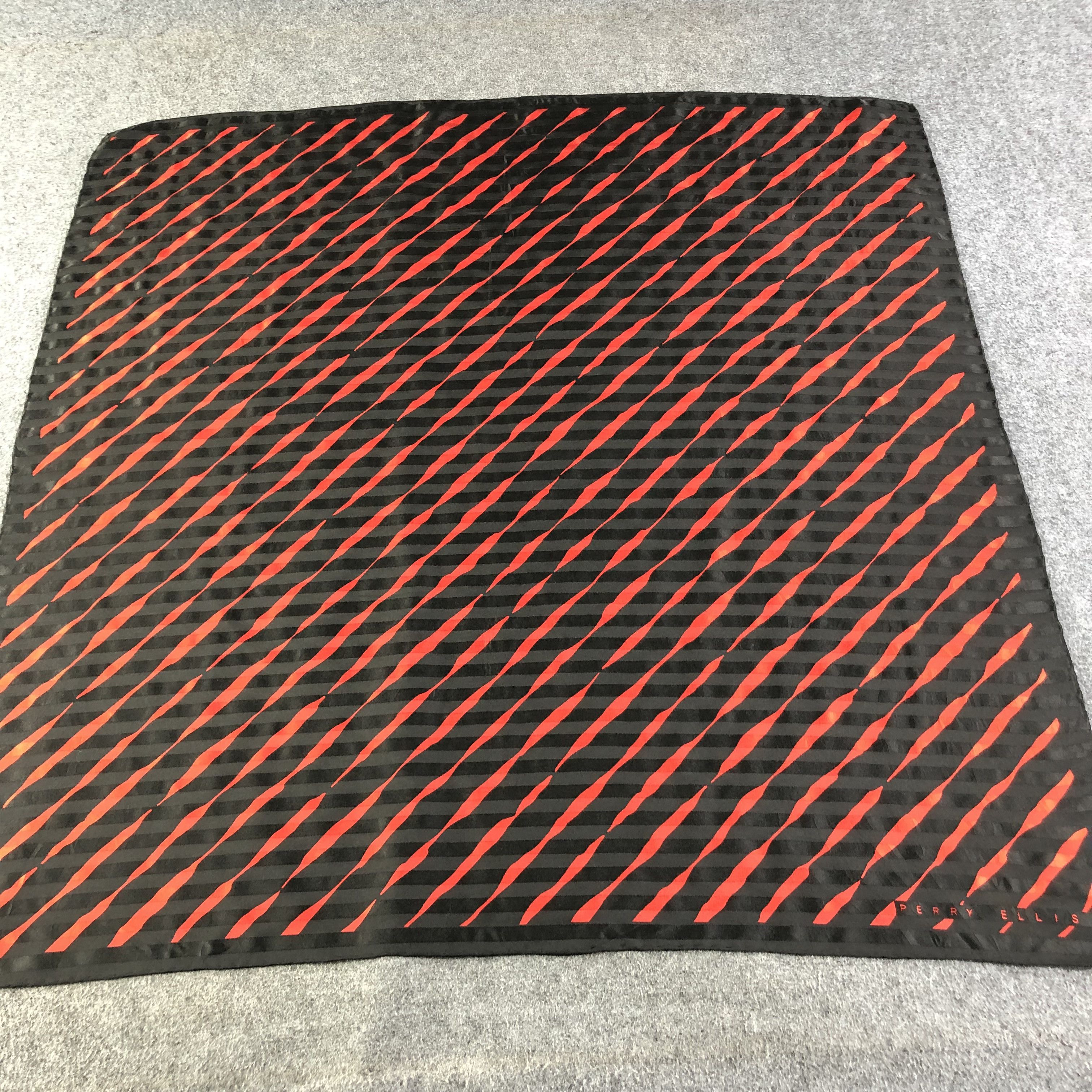 Japanese Brand Perry Ellis Luxury Silk Scarf M767 Size ONE SIZE - 1 Thumbnail