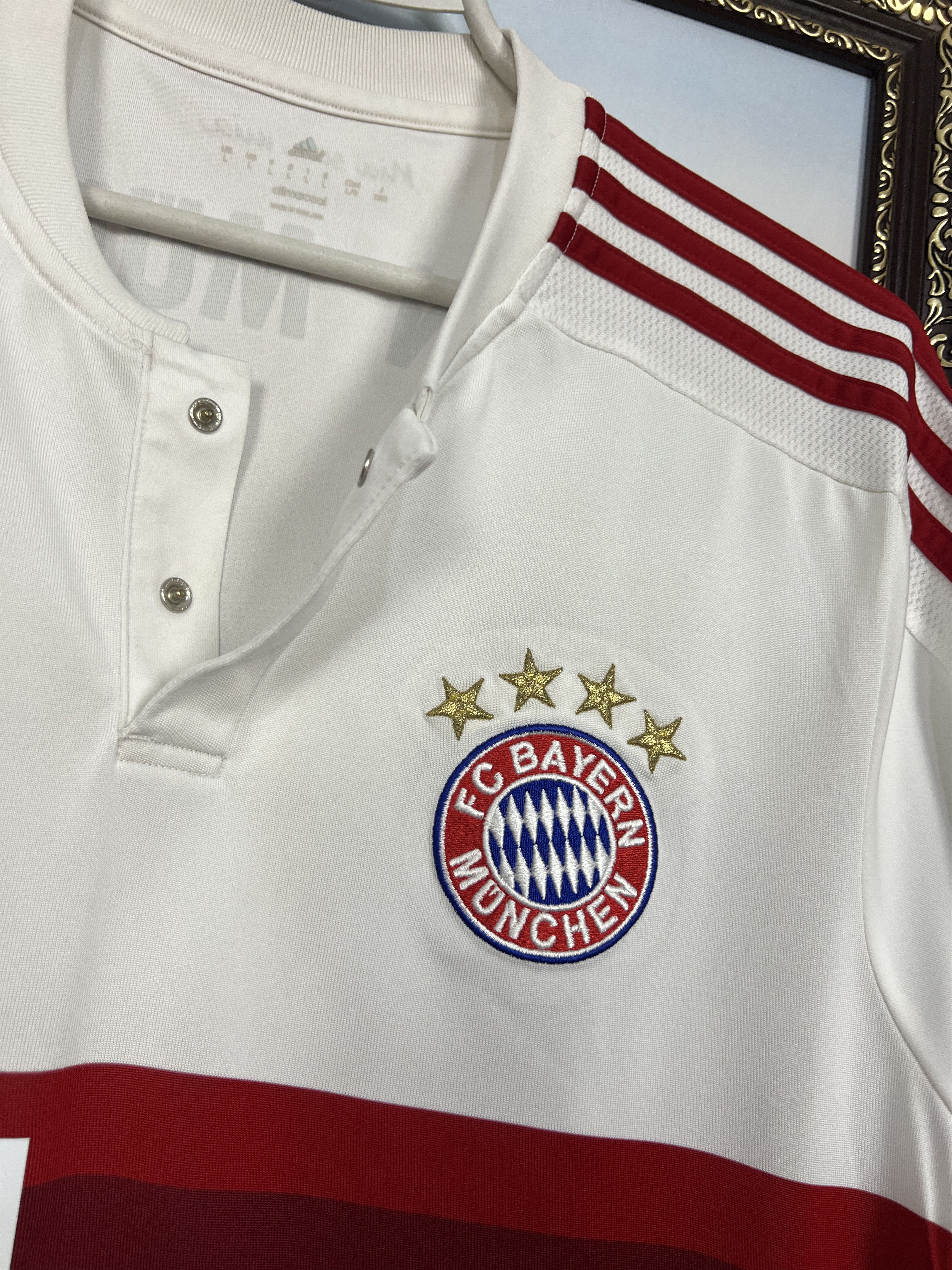 Adidas Bayern Munich Away football shirt 2015 Soccer Jersey Trikot Size US L / EU 52-54 / 3 - 4 Thumbnail