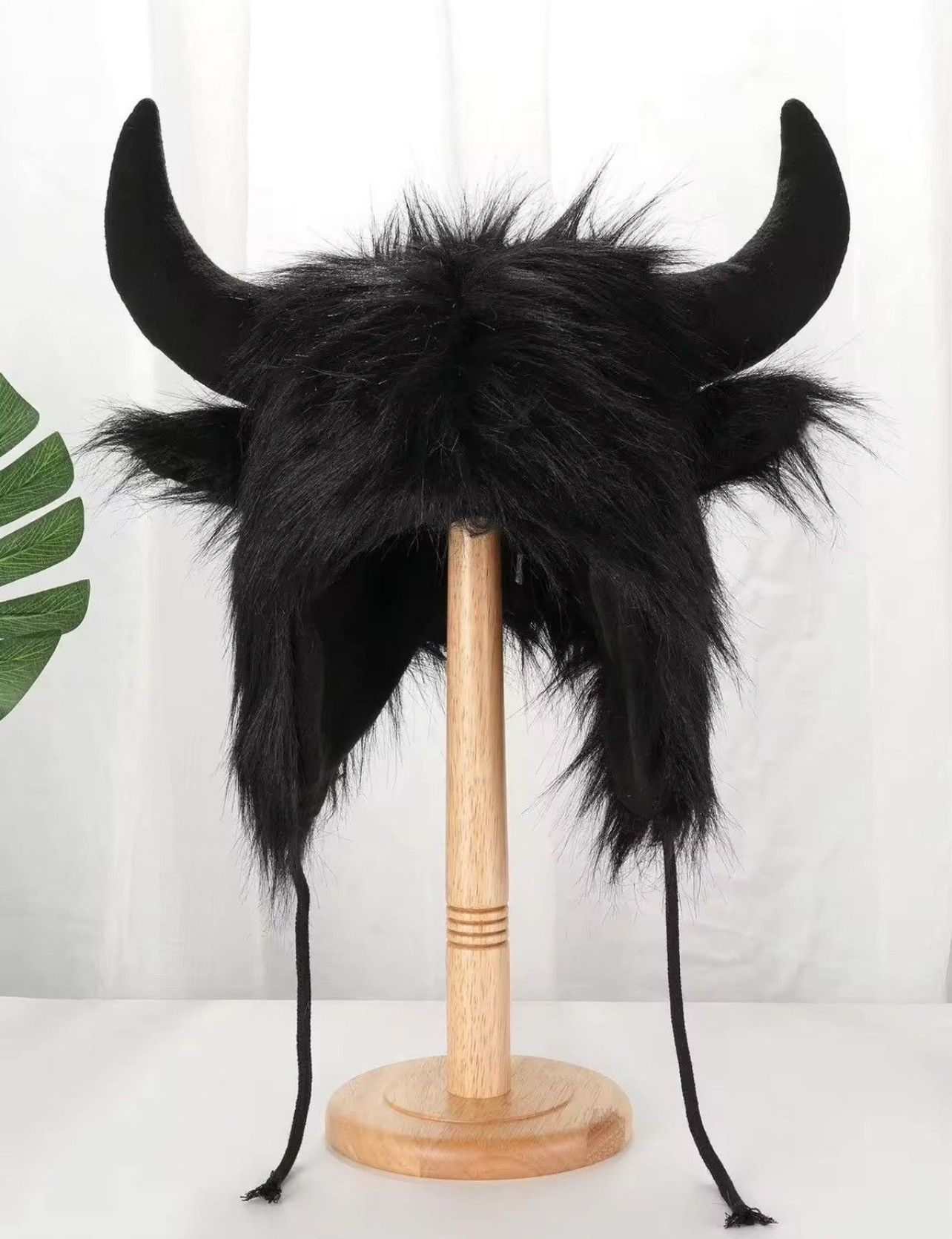 Japanese Brand Cow Horn Faux Fur Decor Hat Size ONE SIZE - 1 Thumbnail