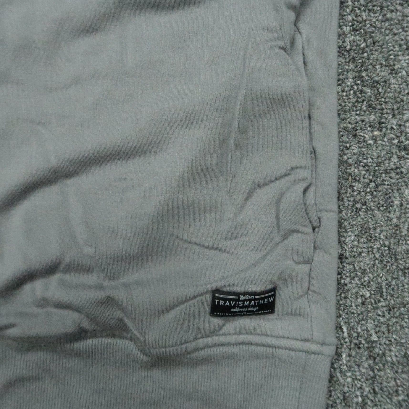 TravisMathew **Travis Mathew Grey Large Pullover Mock Neck Zip Casual** User: Travis Mathew Grey Large Pullover Mock Neck Zip Casual Size US L / EU 52-54 / 3 - 4 Thumbnail