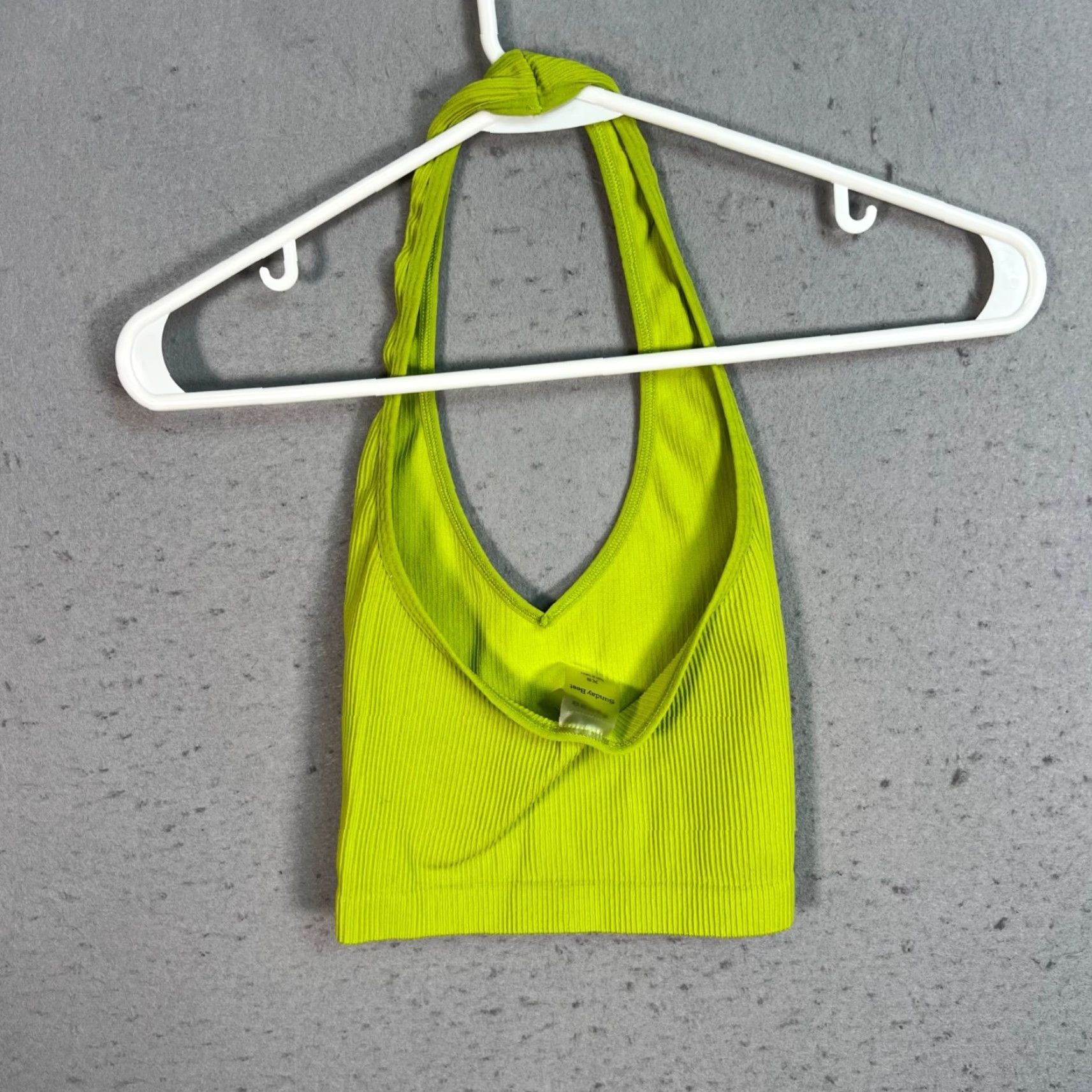 Vintage Sunday Best Womens XS Ribbed Lime Green Halter Top Tank Cropped Summer Spring Casual Women’s XS Lime Green Halter Top Sunday Best Size XS / US 0-2 / IT 36-38 - 2 Thumbnail