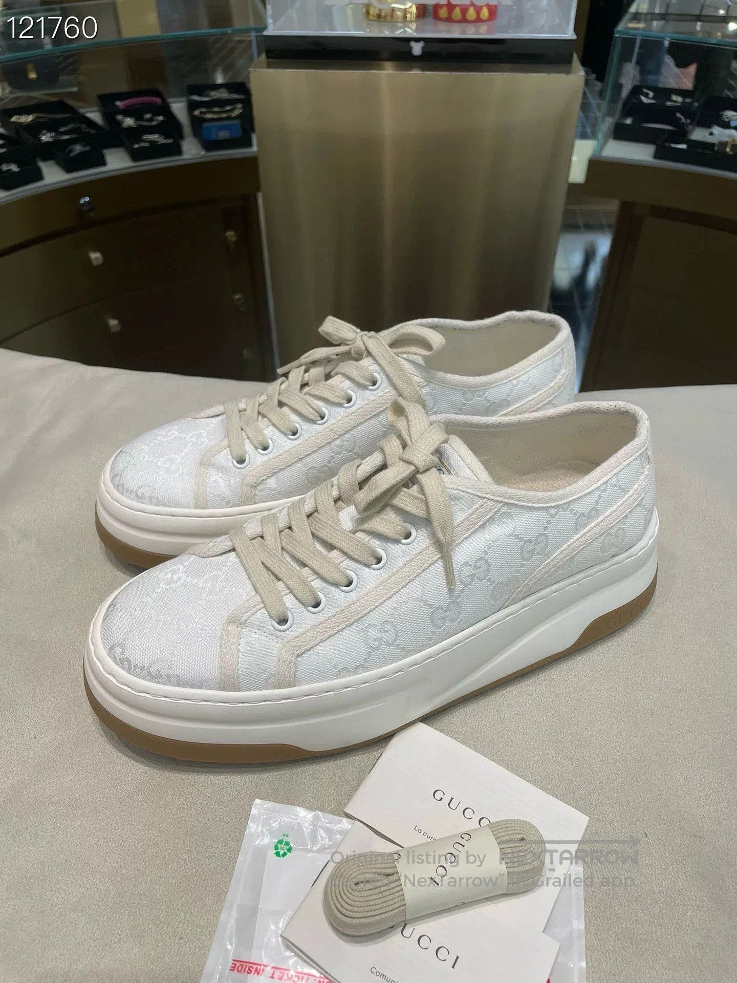 Gucci Gucci Men's White Canvas Double G Platform Shoes. Size US 8 / EU 41 - 2 Thumbnail