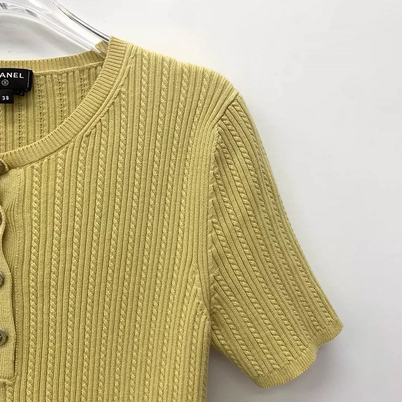 Chanel Chanel Yellow logo diamond-inlaid cotton round-neck short-s Size XS / US 0-2 / IT 36-38 - 3 Thumbnail