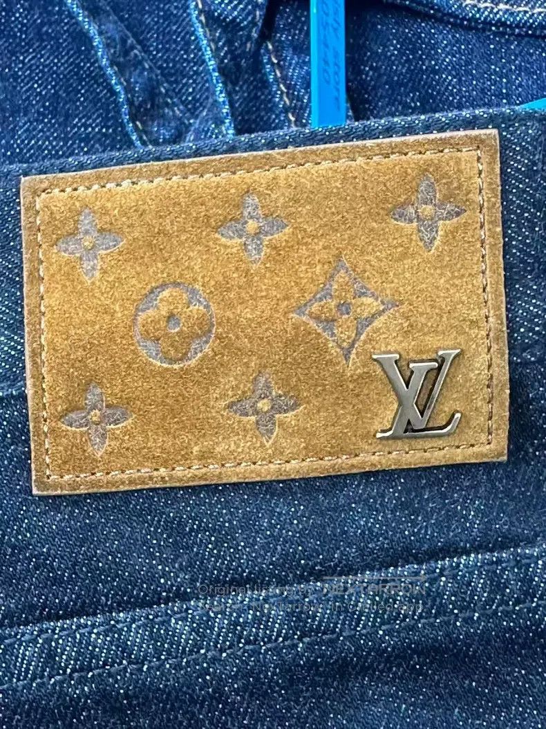 Louis Vuitton Louis Vuitton Bow made old ripped jeans Size US 30 / EU 46 - 3 Thumbnail