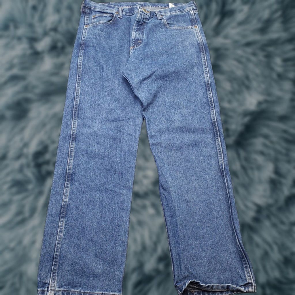 Wrangler Wrangler Rugged Wear Jeans Mens 36x32 Blue Denim Relaxed Fit 1035001AL Denim 5-Pocket Mens Size 36 Blue Jeans Wrangler Rugged Wear 1035001AL Size US 36 / EU 52 - 1 Thumbnail