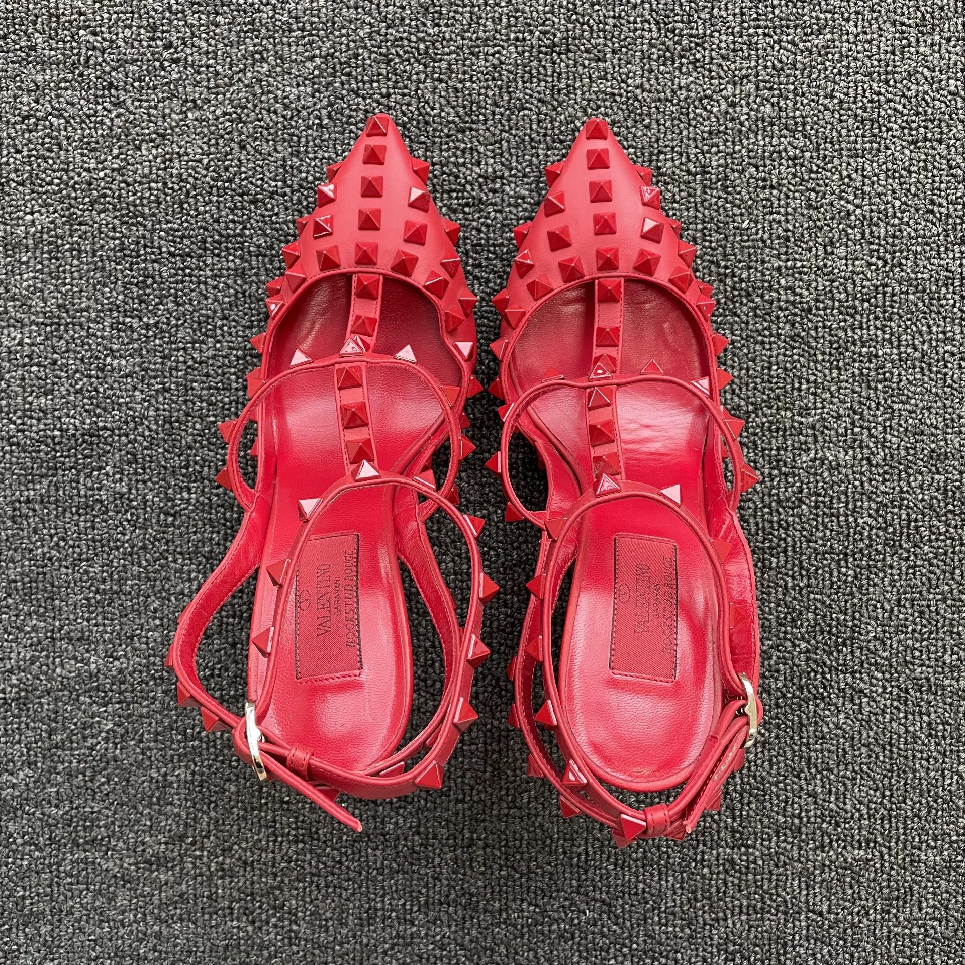 Valentino Valentino 98 New Red Lthr Buckle Stiletto Wmn's 36 Size US 5.5 / IT 35.5 - 3 Thumbnail