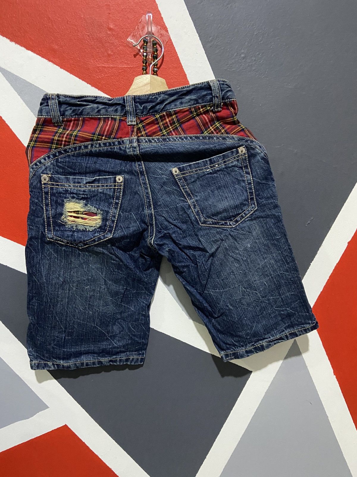 Japanese Brand Distressed Short Denim Pant Size US 28 / EU 44 - 2 Thumbnail