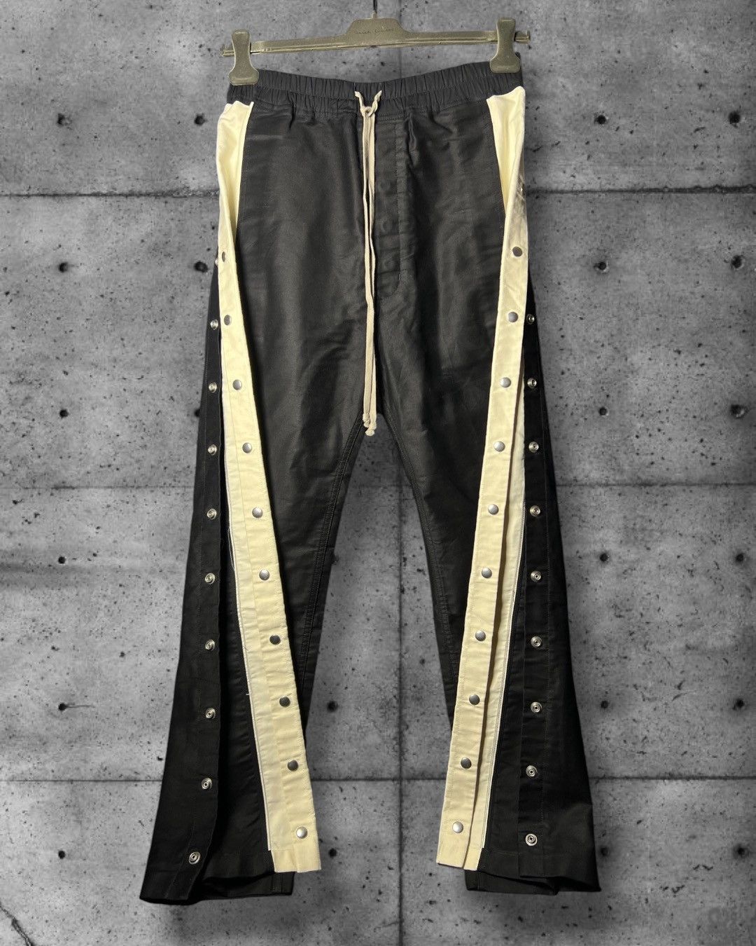 Pusher Side Button Pants S size