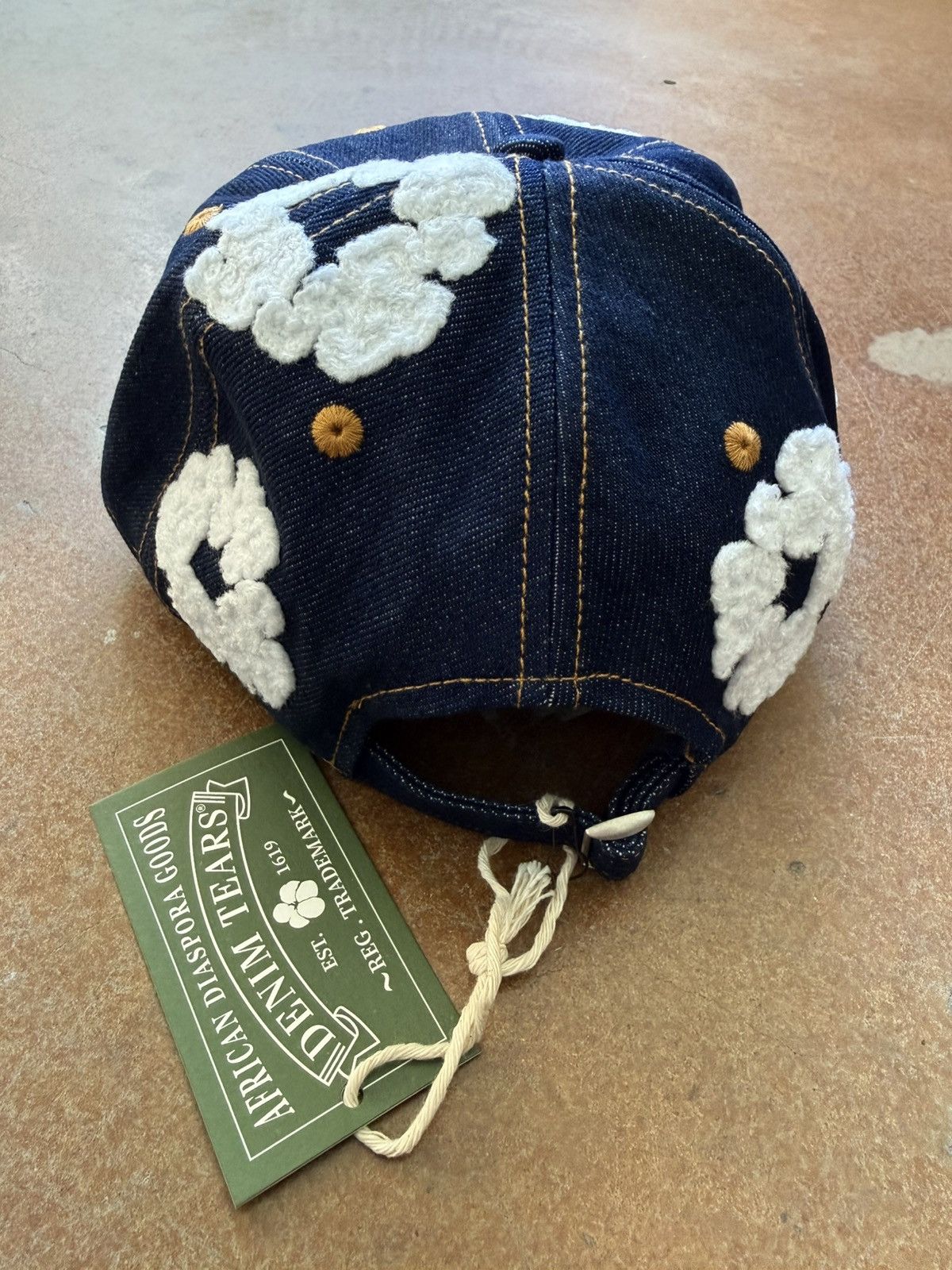 DENIM TEARS Denim Tears Denim Wreath Hat Washed Indigo Size ONE SIZE - 4 Thumbnail