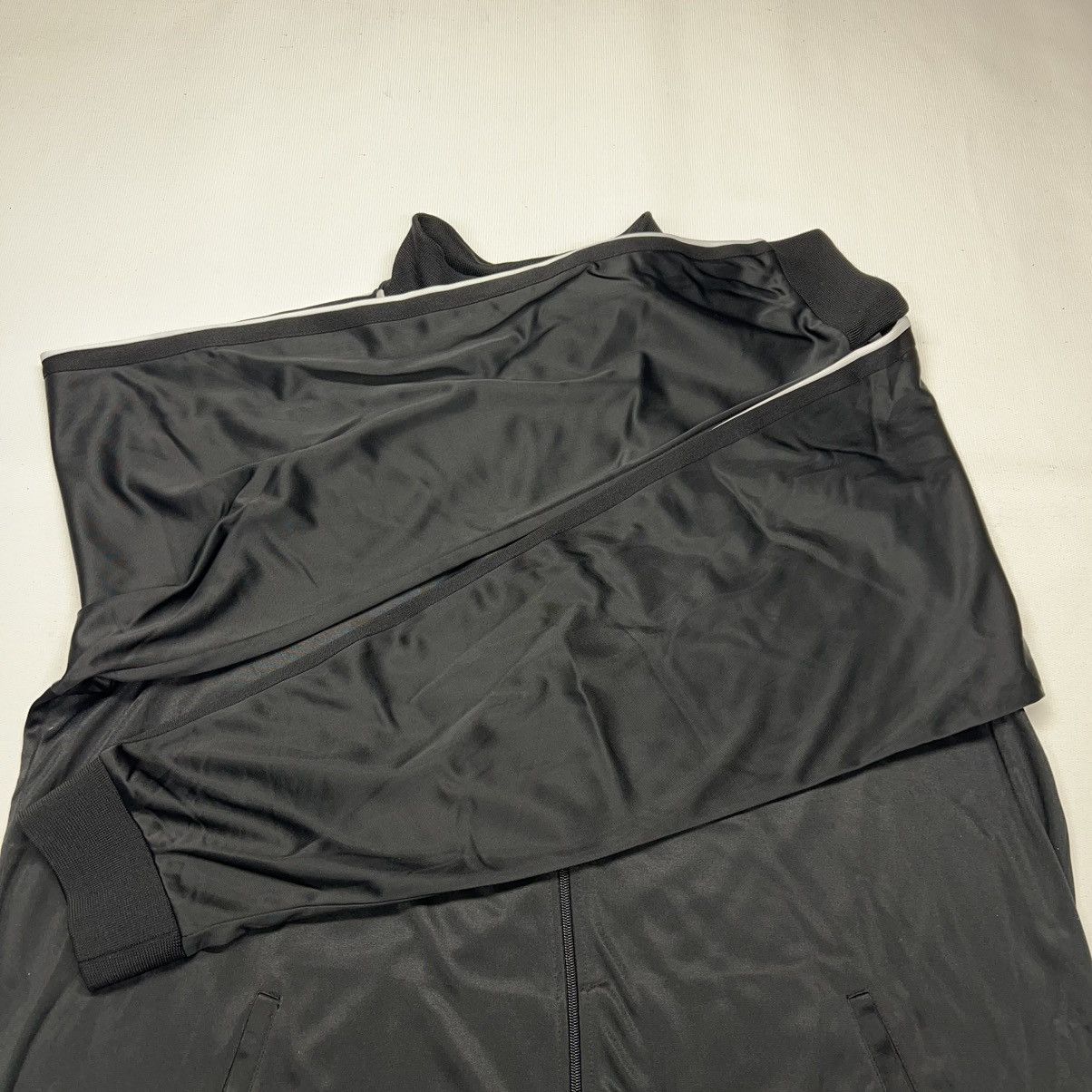 Hard Rock Cafe NEW Hard Rock Cafe Track Jacket Black Full Zip Coach Warm Up Size US XXL / EU 58 / 5 - 6 Thumbnail