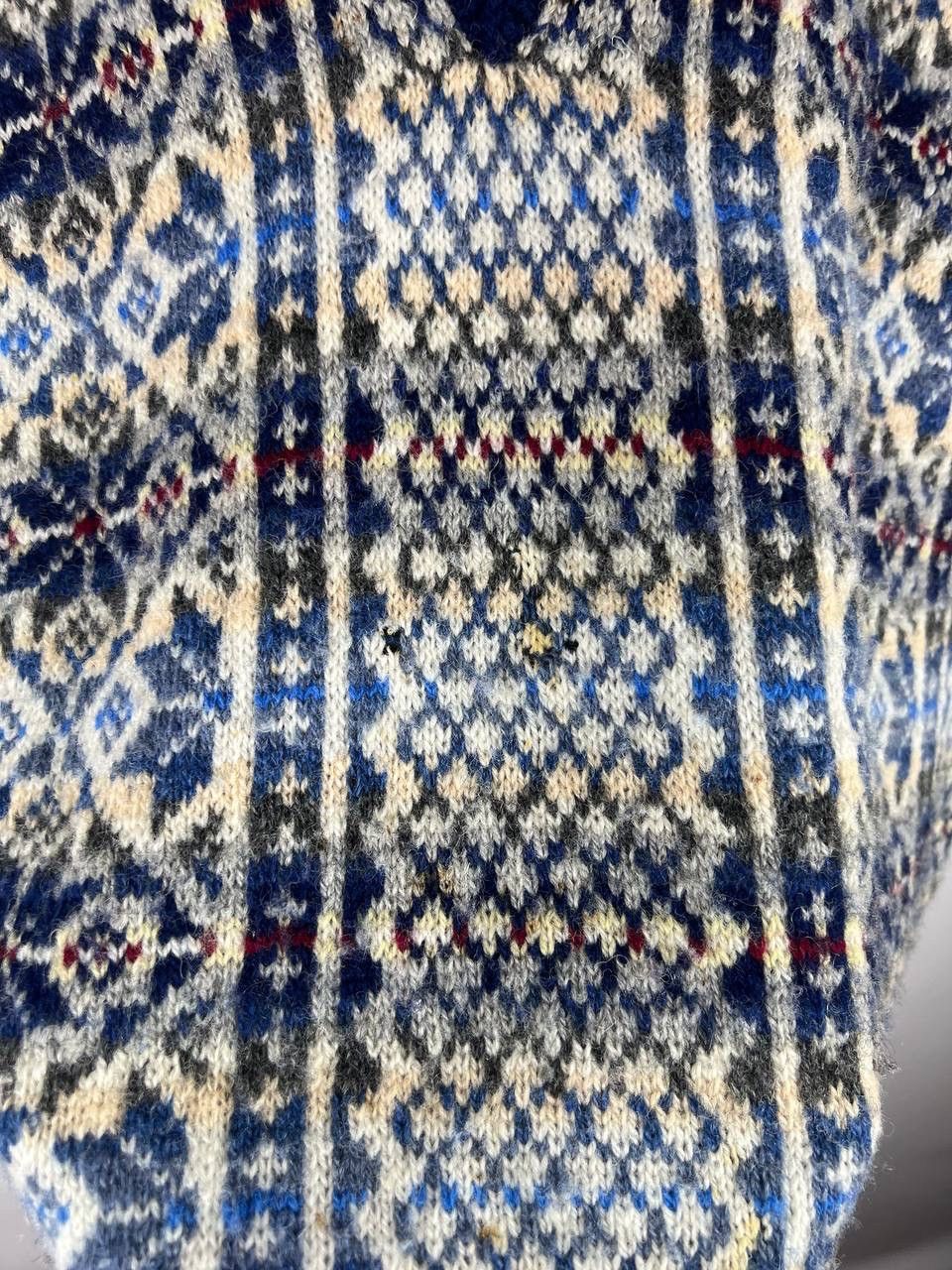 Jamiesons Of Shetland Jamieson’s of Shetland vintage wool vest size M Size US M / EU 48-50 / 2 - 6 Thumbnail