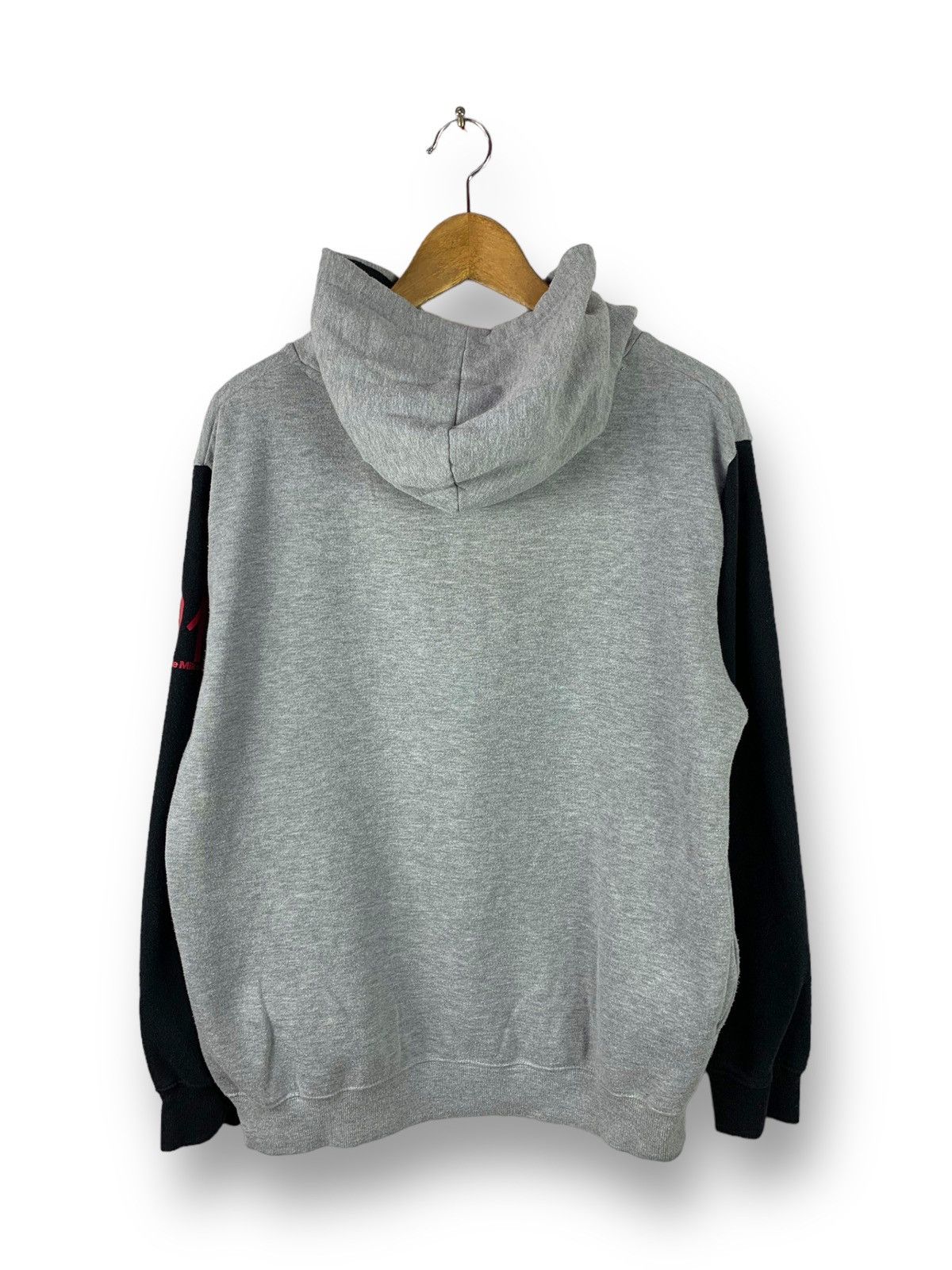 Anime Steals! Hatsune Miku Japanese Artist Anime Hoodie Sweater Size US L / EU 52-54 / 3 - 2 Thumbnail