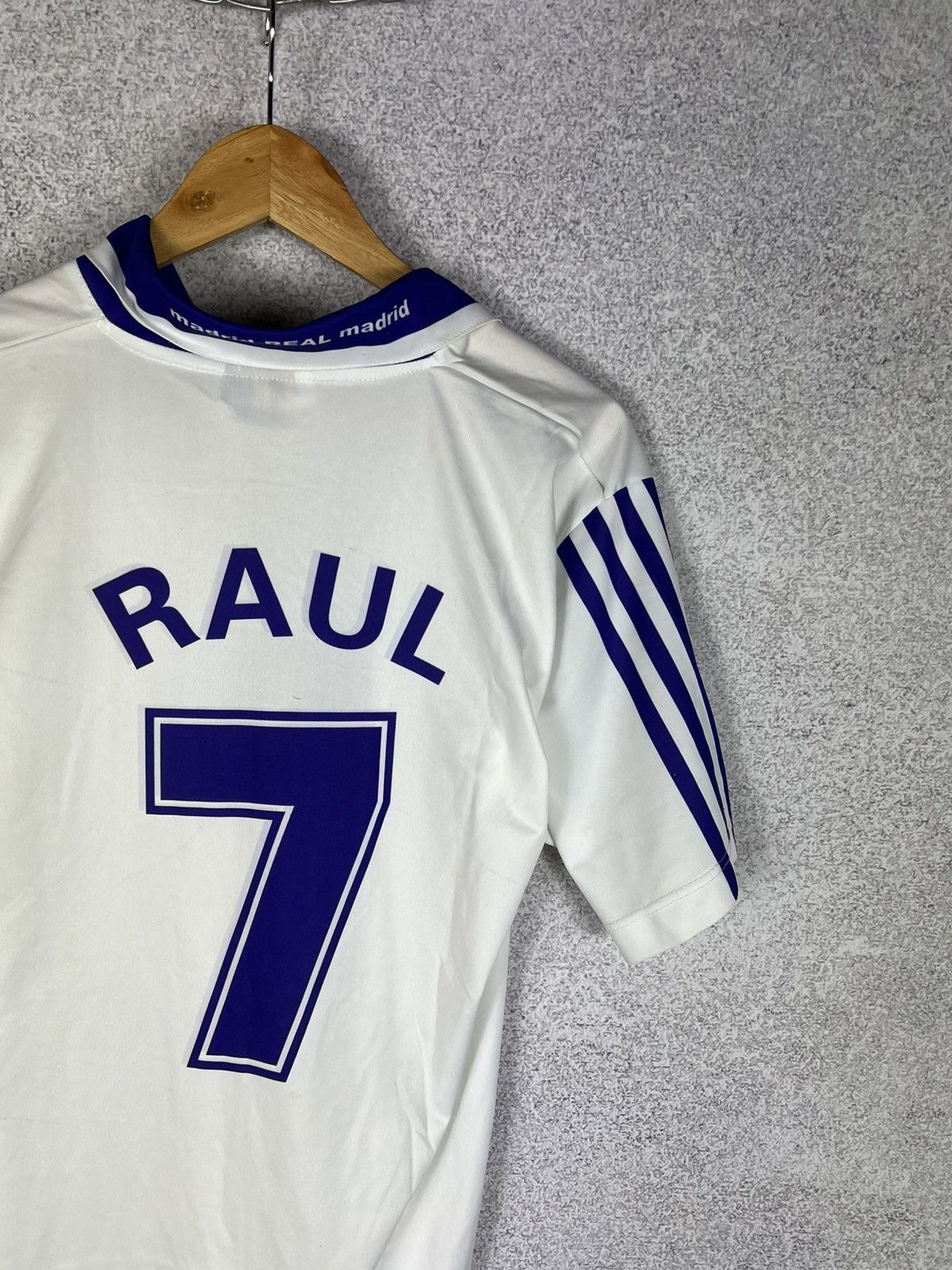 Vintage Vintage Real Madrid Raul #7 Soccer Jersey Football Shirt Size US L / EU 52-54 / 3 - 3 Thumbnail