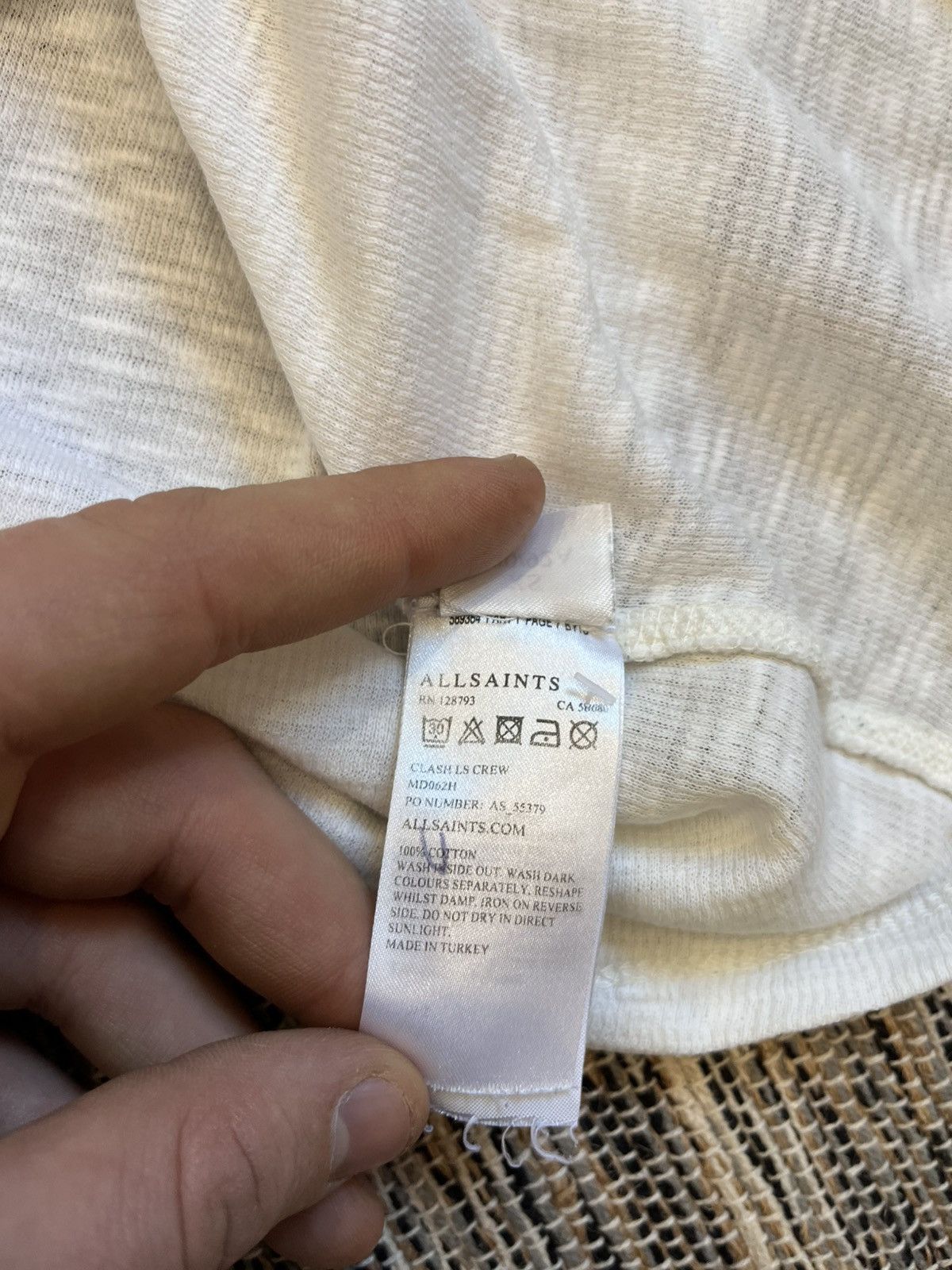 Allsaints Vintage AllSaints Longsleeve Tshirt white luxury avantgarde Size US XS / EU 42 / 0 - 13 Thumbnail