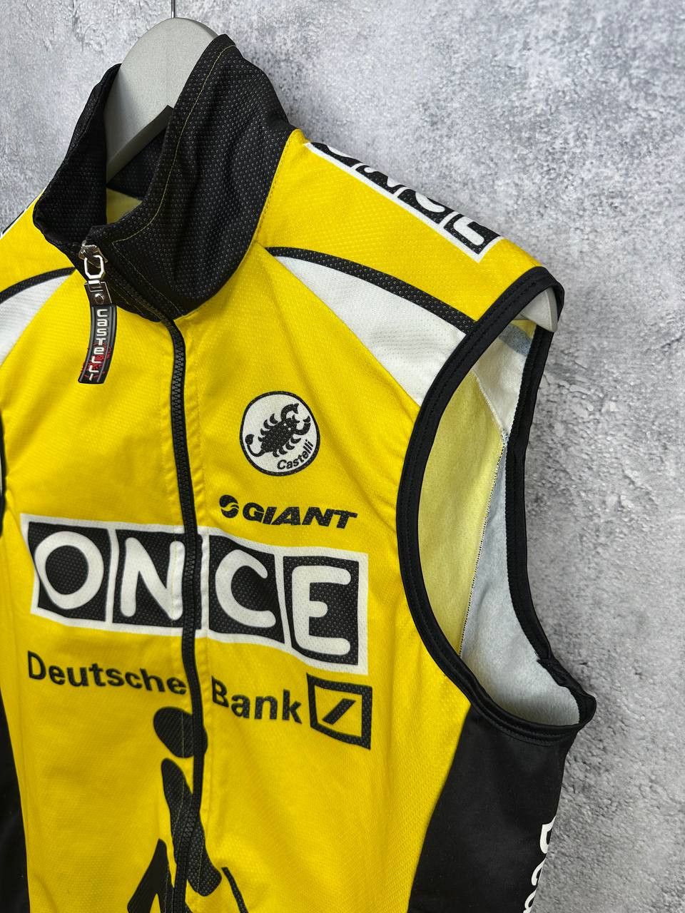 Vintage Vintage Castelli ONCE Deutsche Bank Cycling Vest Size US L / EU 52-54 / 3 - 5 Thumbnail