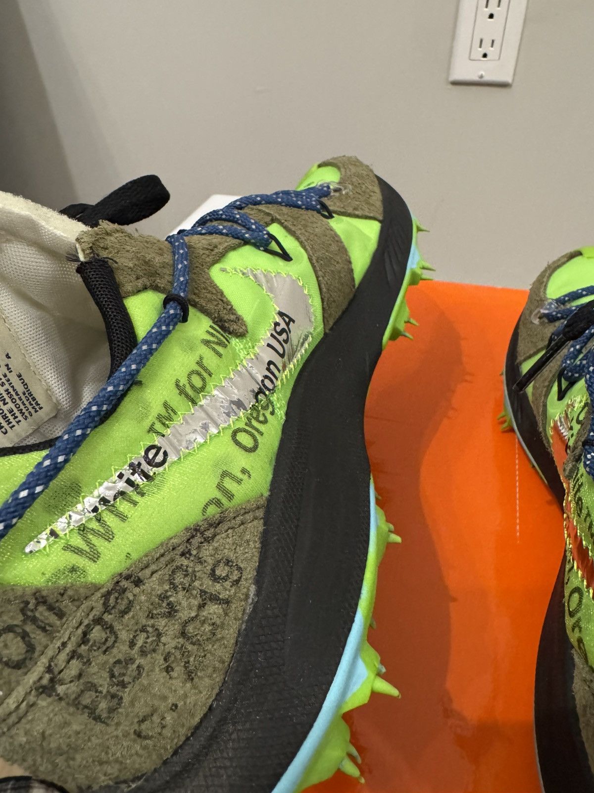 Nike × Off-White Nike Off-White x Air Zoom Terra Kiger 5 CD8179 Size 9 Size US 9 / EU 42 - 7 Thumbnail