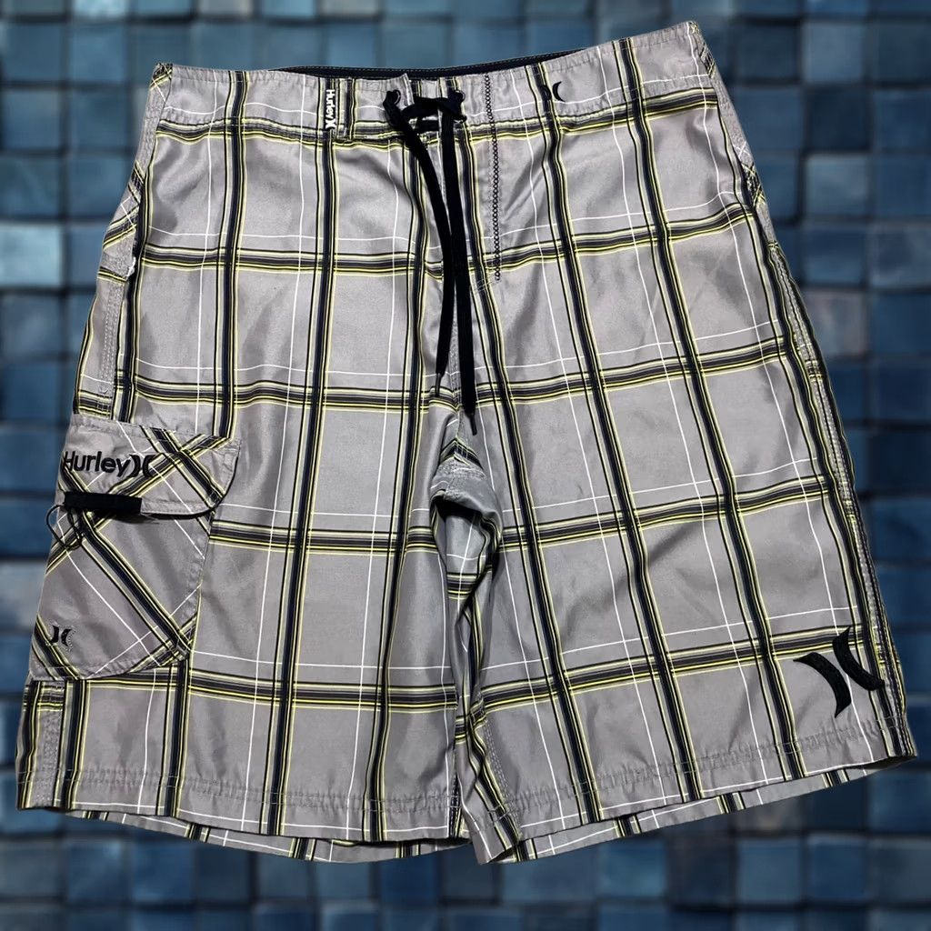 Hurley Hurley Mens Bermuda Shorts 31 Multicolor Plaid Check Quick Dry Pockets Inseam 10" Outdoor Beach Casual Regular Size 31 Mens Size US 31 - 1 Thumbnail