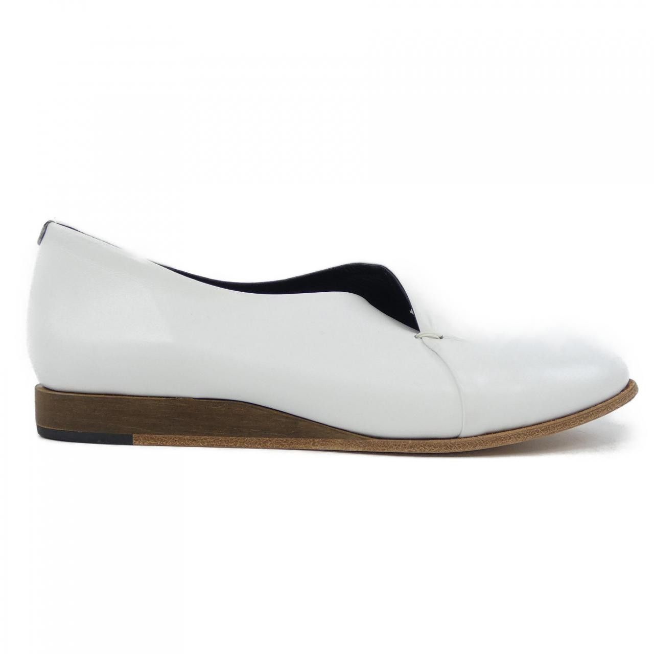 Other Other Y's Flat Shoes Leather Shoes DUTY FREE for USA Size ONE SIZE - 1 Thumbnail