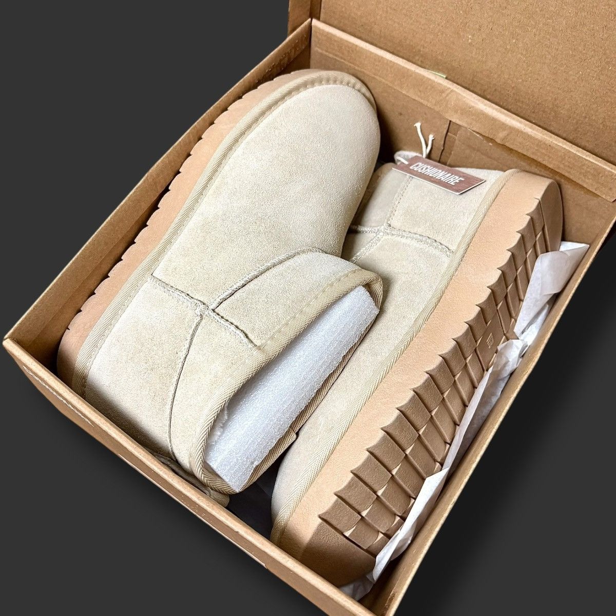 Other Cushionaire Women’s Beige Hip-2 Short Shearling Boots Sz 8.5 Size US 8.5 / IT 38.5 - 3 Thumbnail