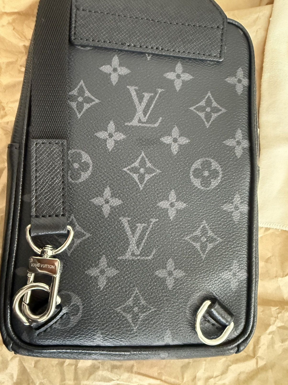 Louis Vuitton Louis Vuitton Outdoor Slingbag Taigarama Black M30741 Size ONE SIZE - 5 Thumbnail
