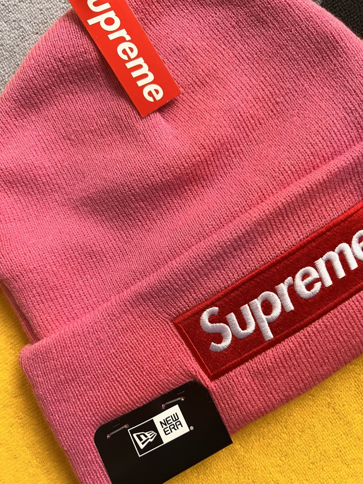 Supreme Supreme® / New Era Box Logo Beanie – Magenta (FW25) pink red Size ONE SIZE - 5 Thumbnail